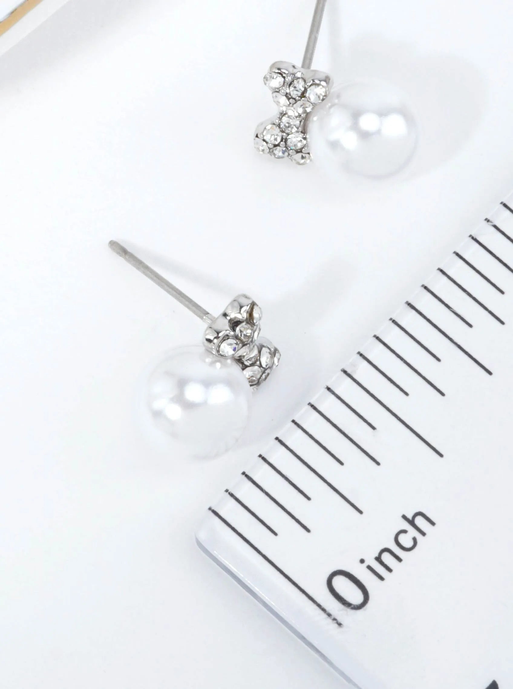 Bow-Pearl-Rhinestone-Stud-Earrings-149-AE6630-RHWH-1-5QIFJN06070926K1020.jpg