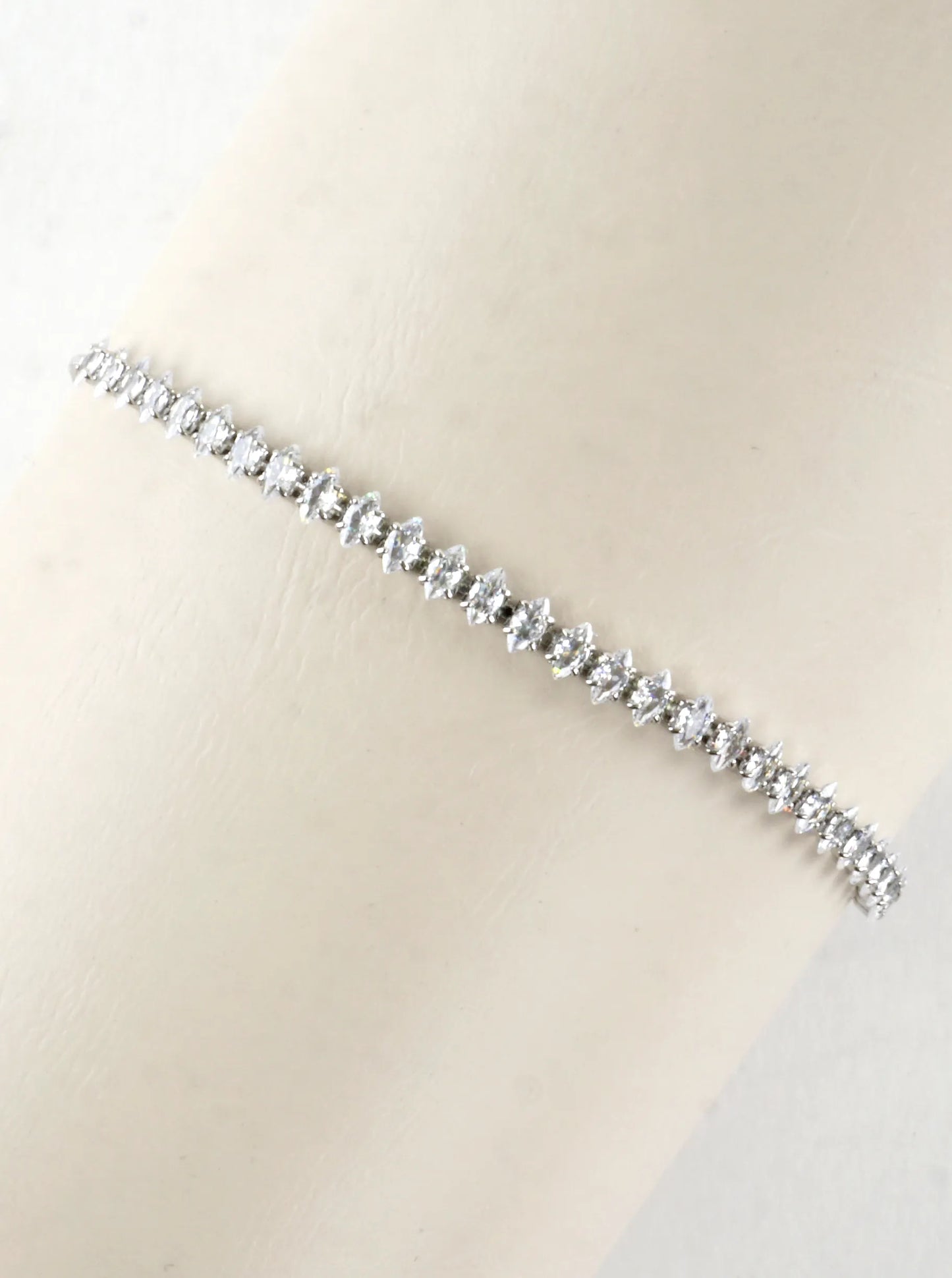 Brass Cubic Zirconia Oval 2mm Pull Tie Bracelet
