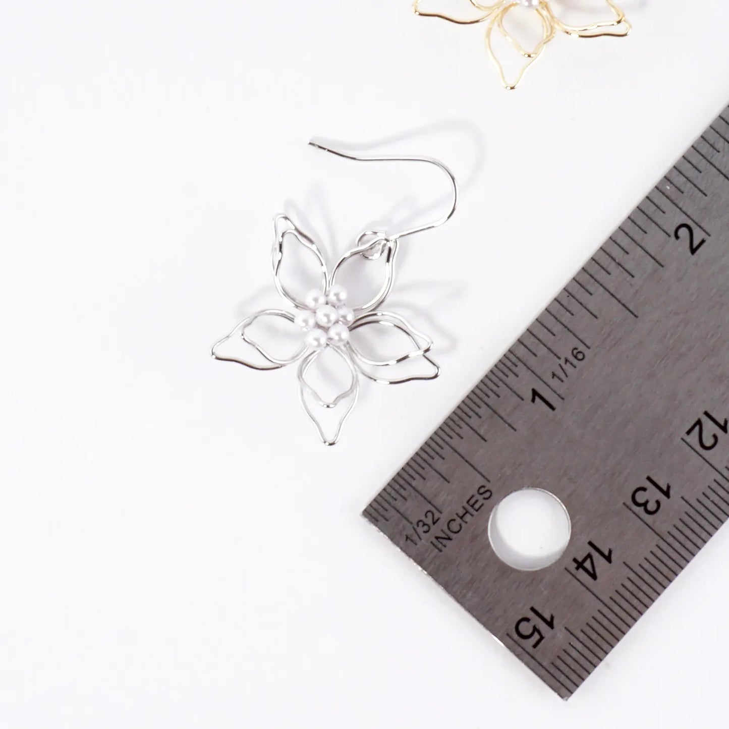 Brass Wire Flower With Pearls Drop Earrings
