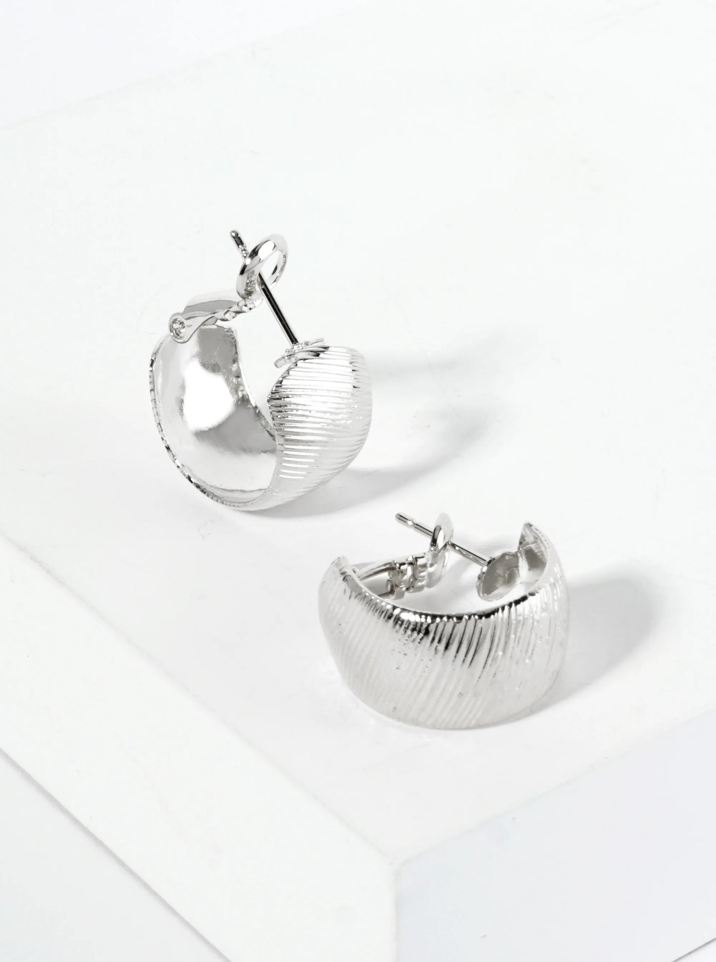 Brushed-Texture 14K-Gold-Dipped 15mm Dainty Latch-Back Hoop Earrings