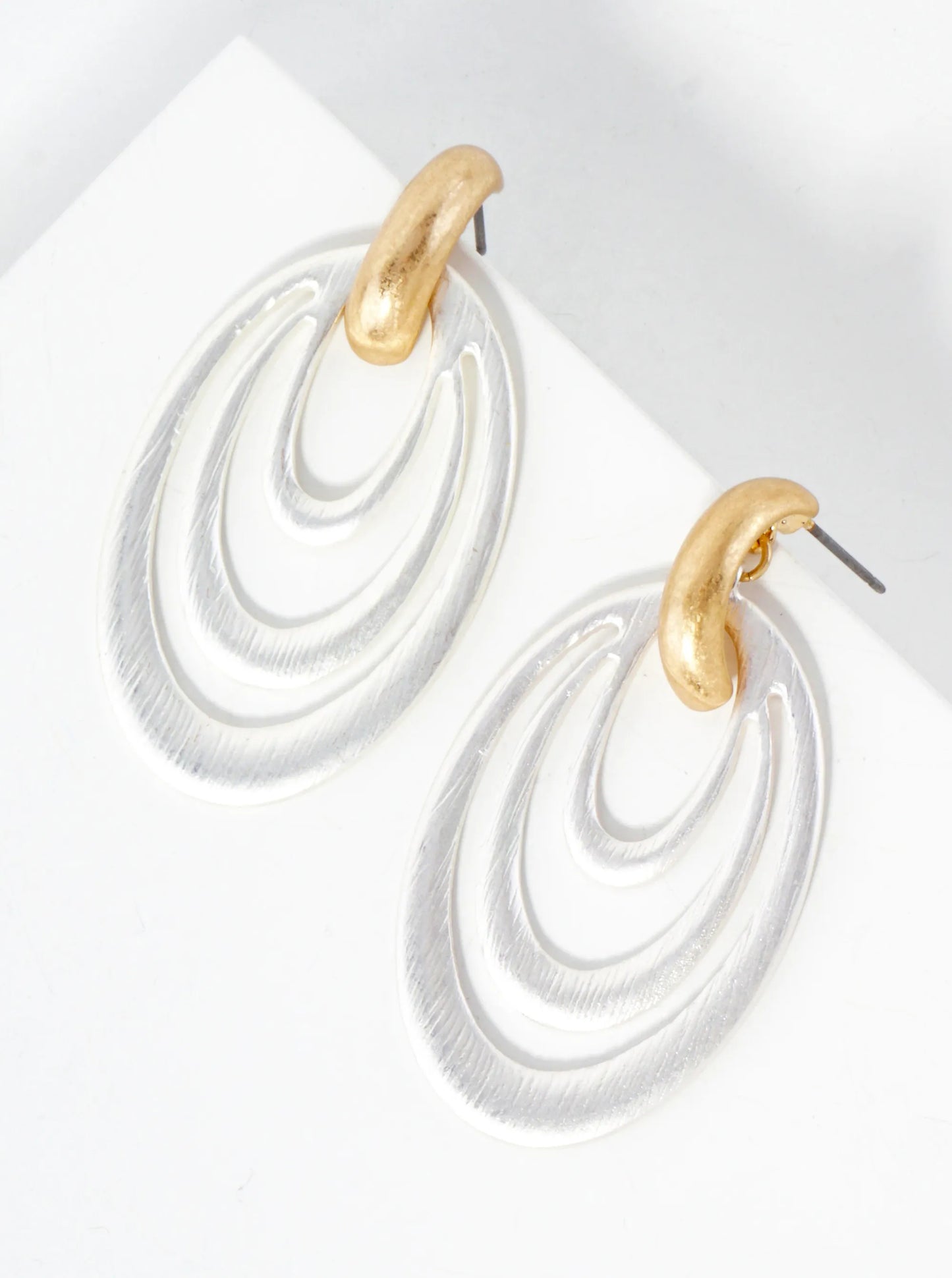 Brushed-Texture Oval Shape Metal Doorknocker Earrings