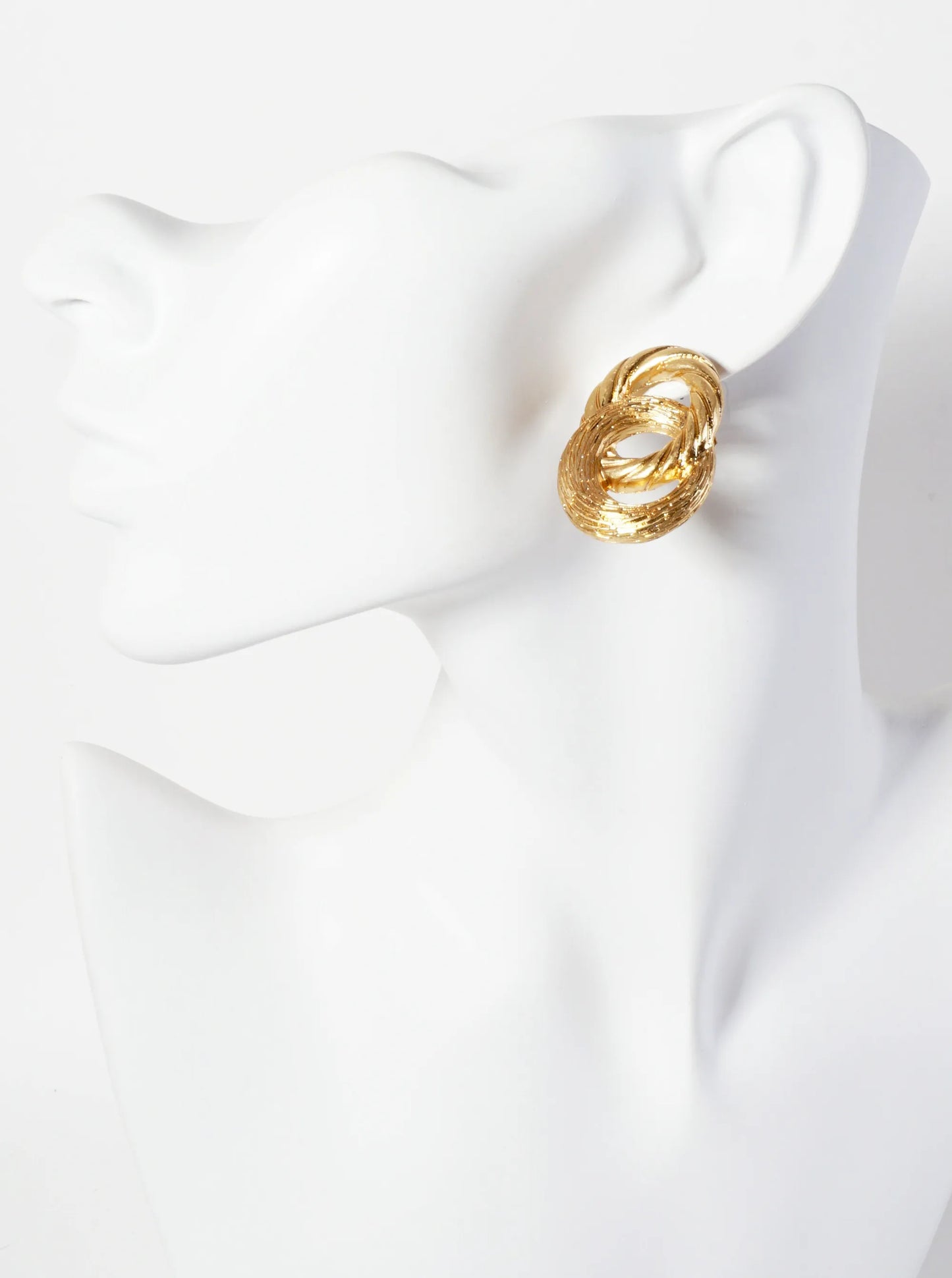 Brushed-Texture Two Interlocking Circles Post Earrings With-Titanium-Post