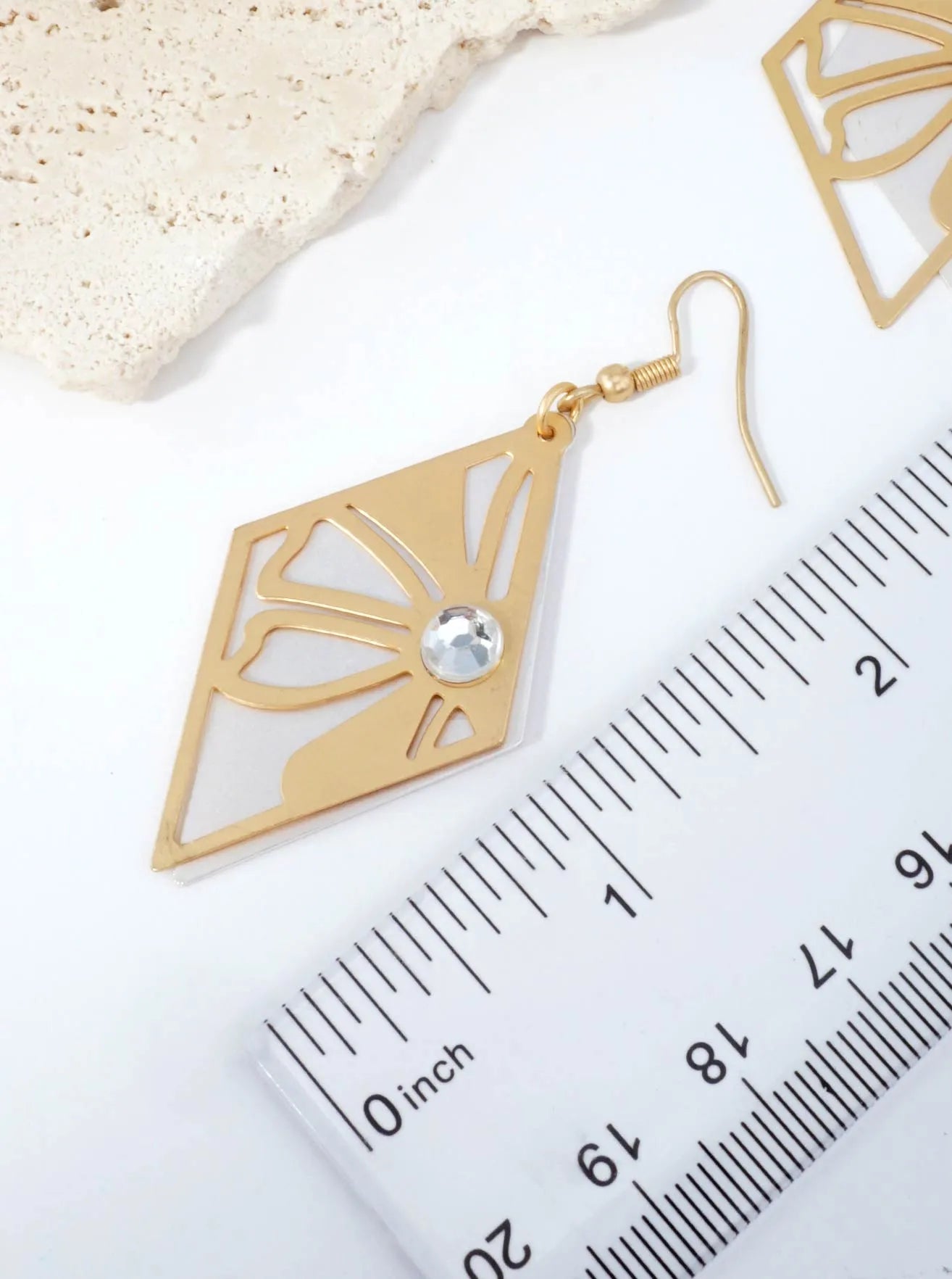 Butterfly-Cutout-Drop-Earrings-141-76196-MSMG-2-159LP410070126K1050.jpg
