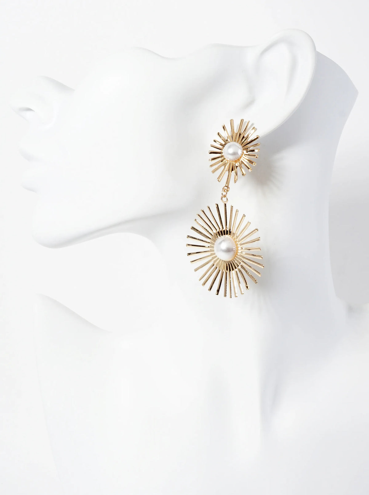 Celestial-theme Textured Double Starburst Pearl Drop Dangle Earrings
