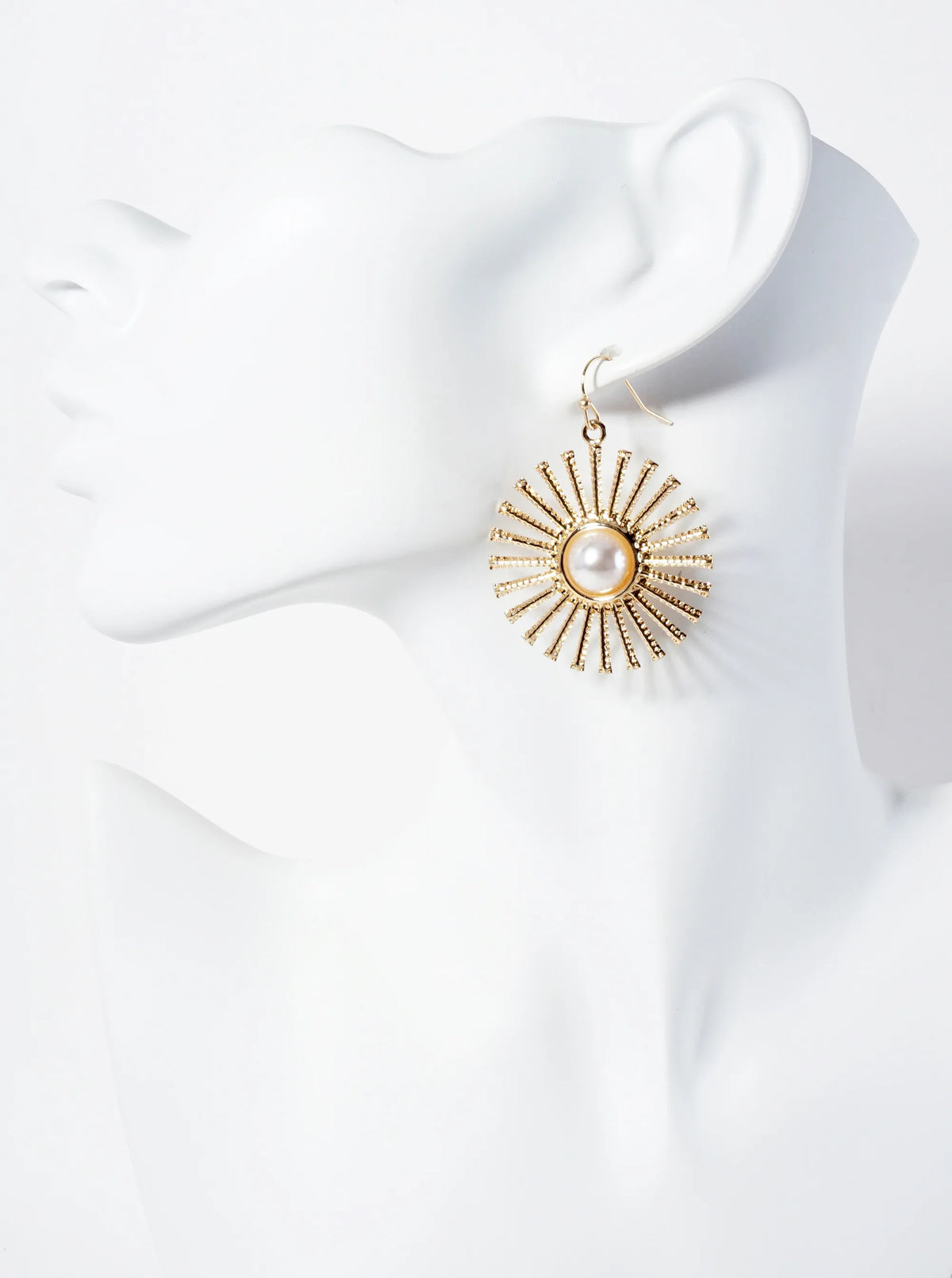 Celestial-theme Textured Starburst Pearl Drop Dangle Earrings