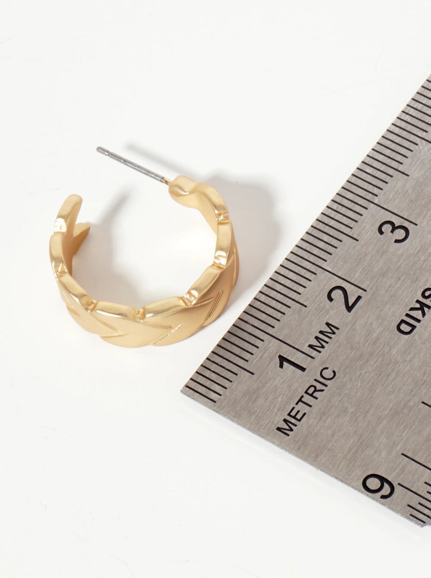 Chevron-Texture 20mm Open Hoop Earrings