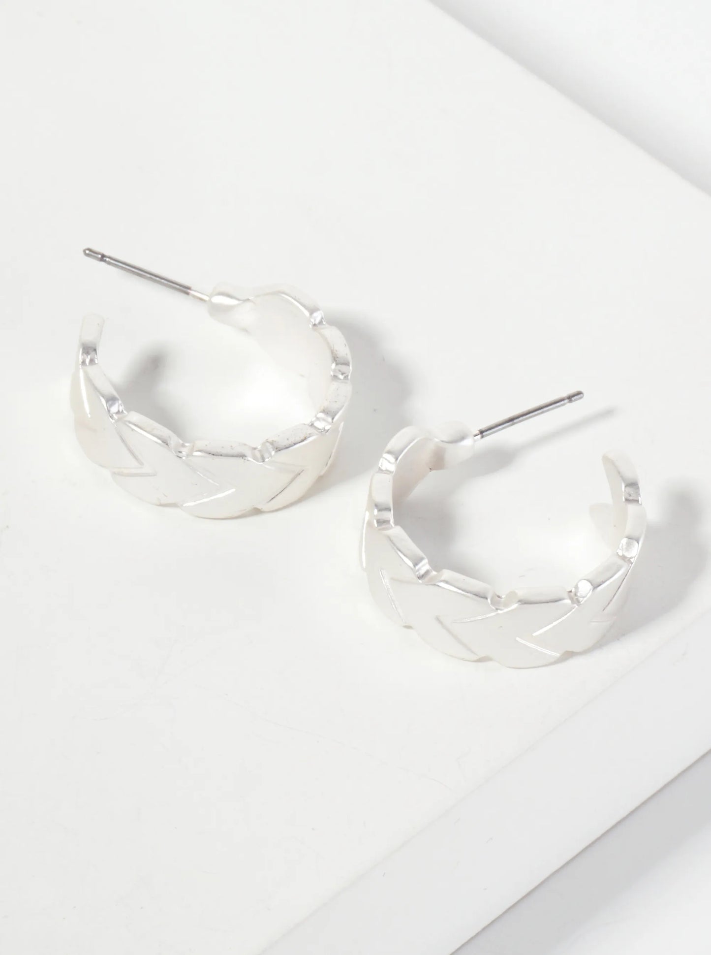 Chevron-Texture 20mm Open Hoop Earrings
