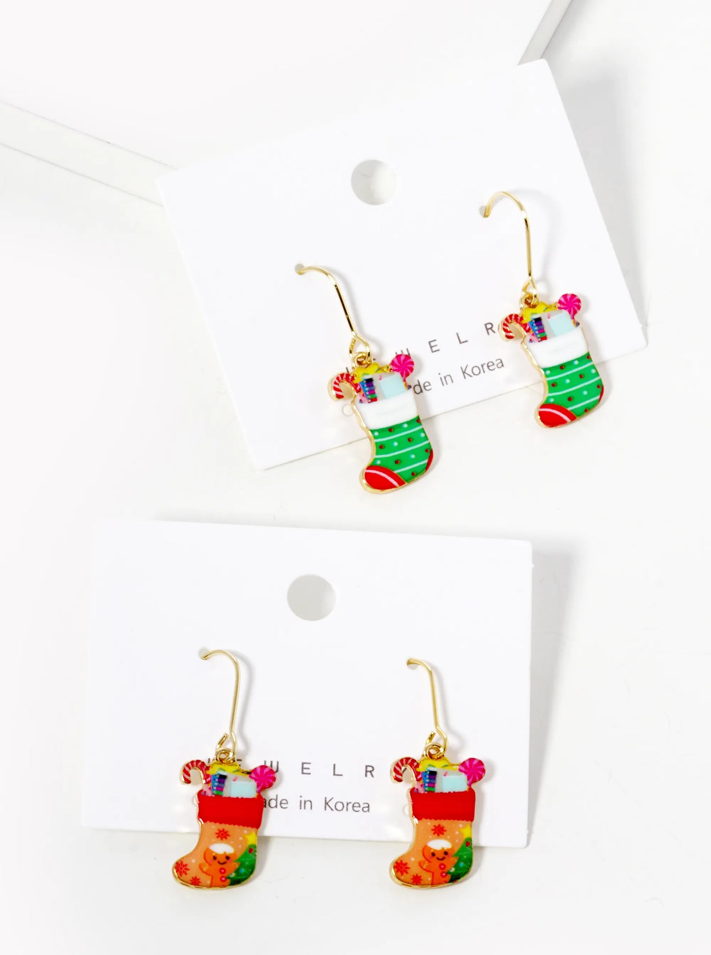 Christmas-Stocking-Dangle-Drop-Earrings-161-MOE1001-GR-1-R2CRU805091724K1122.jpg