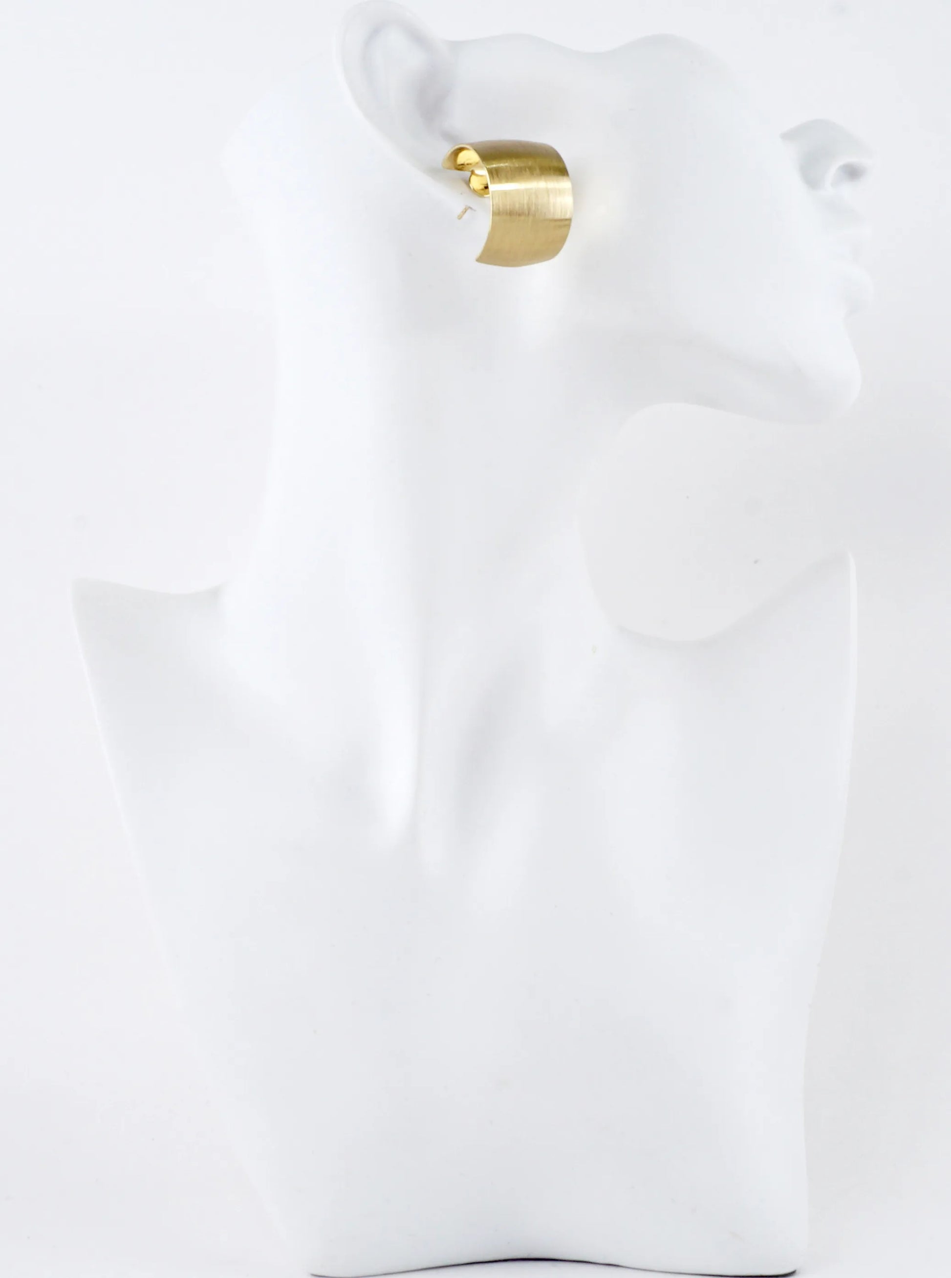 Chunky-Brushed-Satin-Brass-Hoop-Earrings-151-SE12162-GLD-2-O1OGGU04034726K0611.jpg