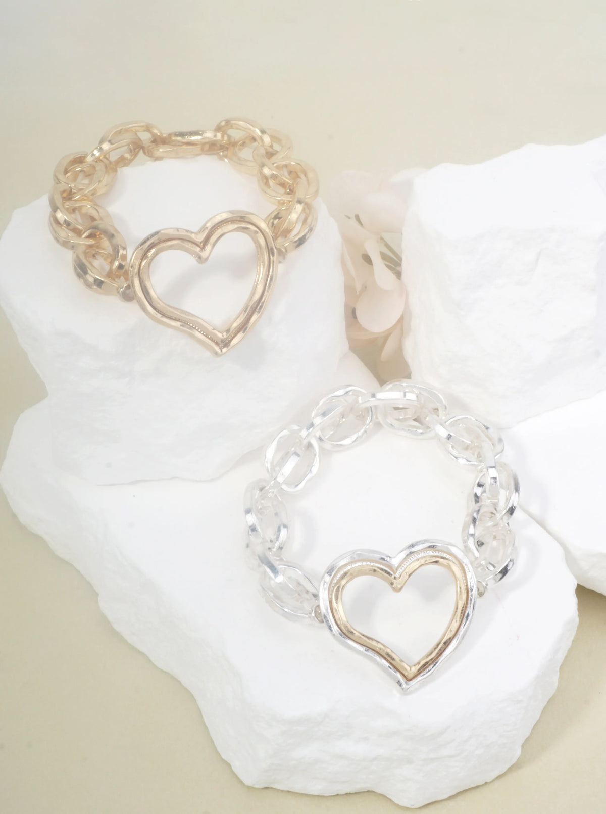 Chunky Hammered Chain Dual Heart Stretch Bracelet