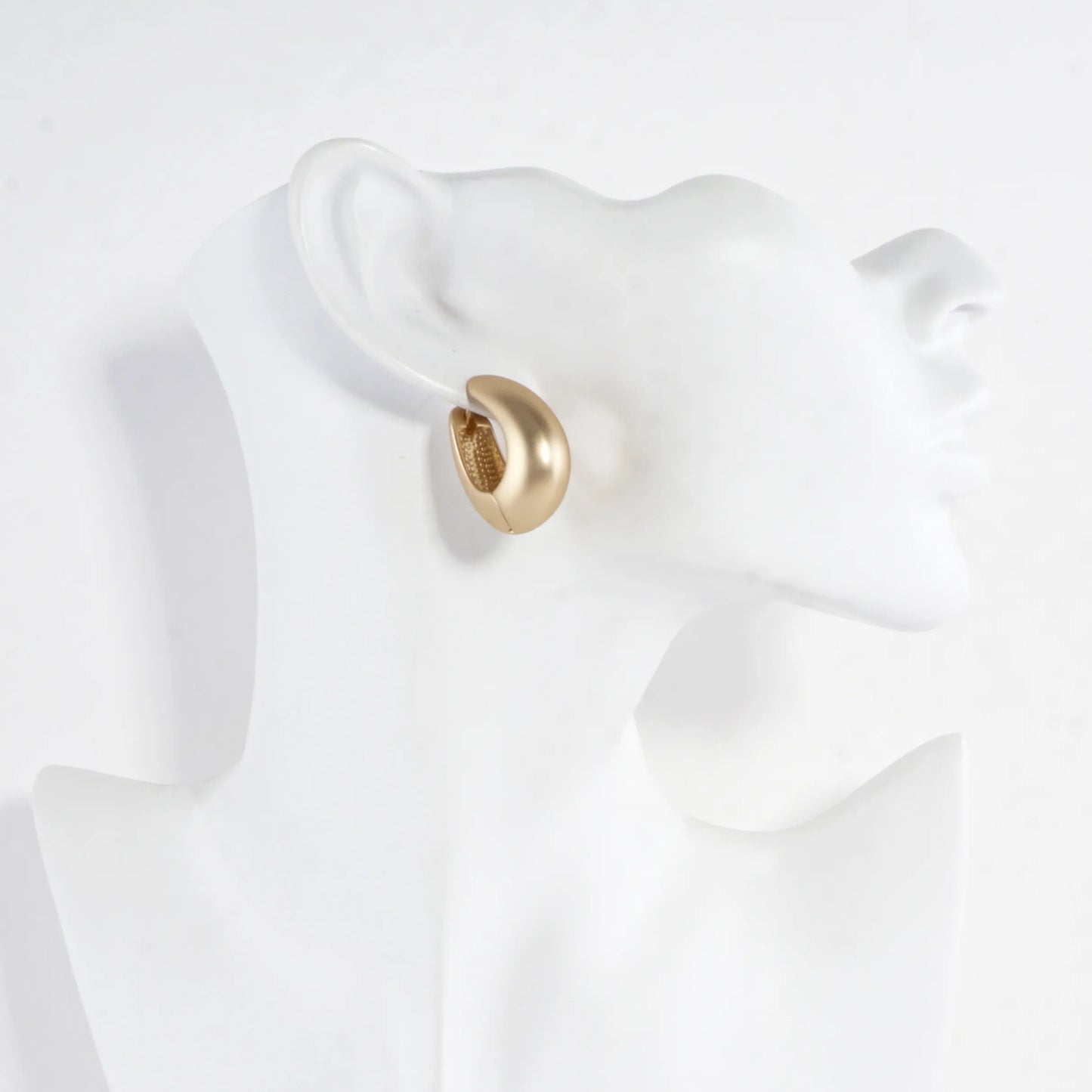 Chunky Sculpt Crescent Hoop Earrings Bottom HInge