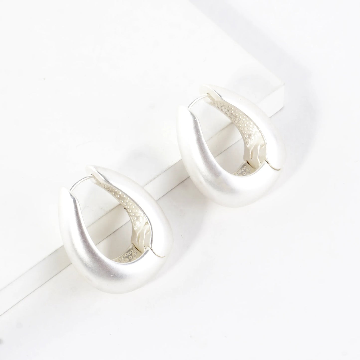 Chunky Sculpt Crescent Hoop Earrings Bottom HInge