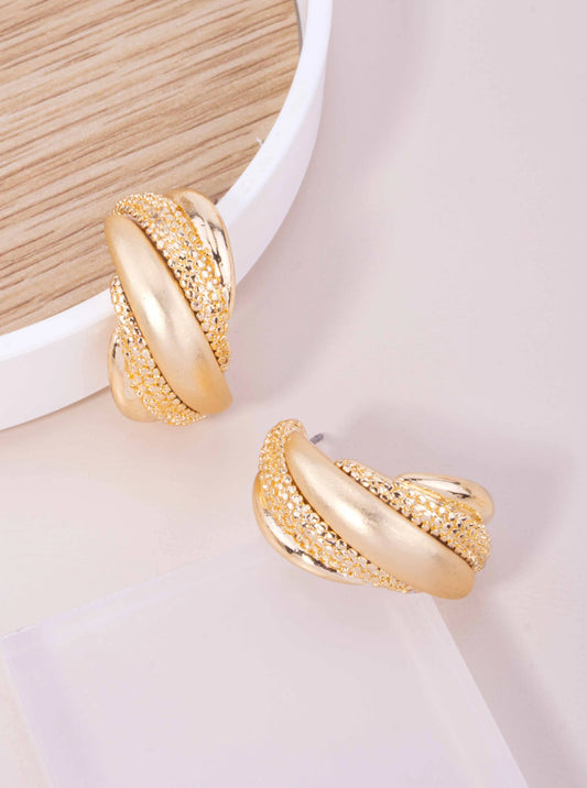 Chunky-Textured-Crossover-Hoop-Earrings-33-HE4522-GDMG-0-HHP0KI05100426K0334.jpg