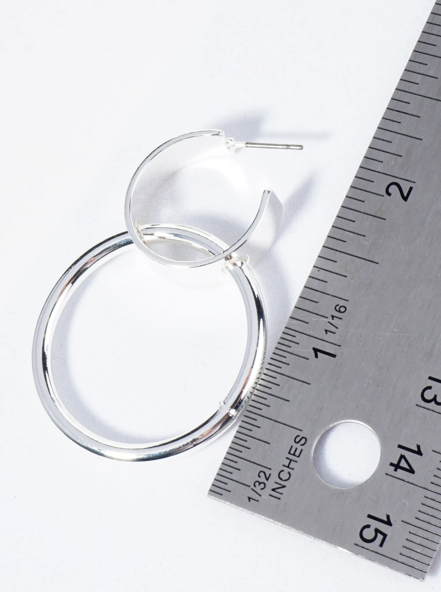 Circle Interlocking 20mm Metal Open Hoop Earrings