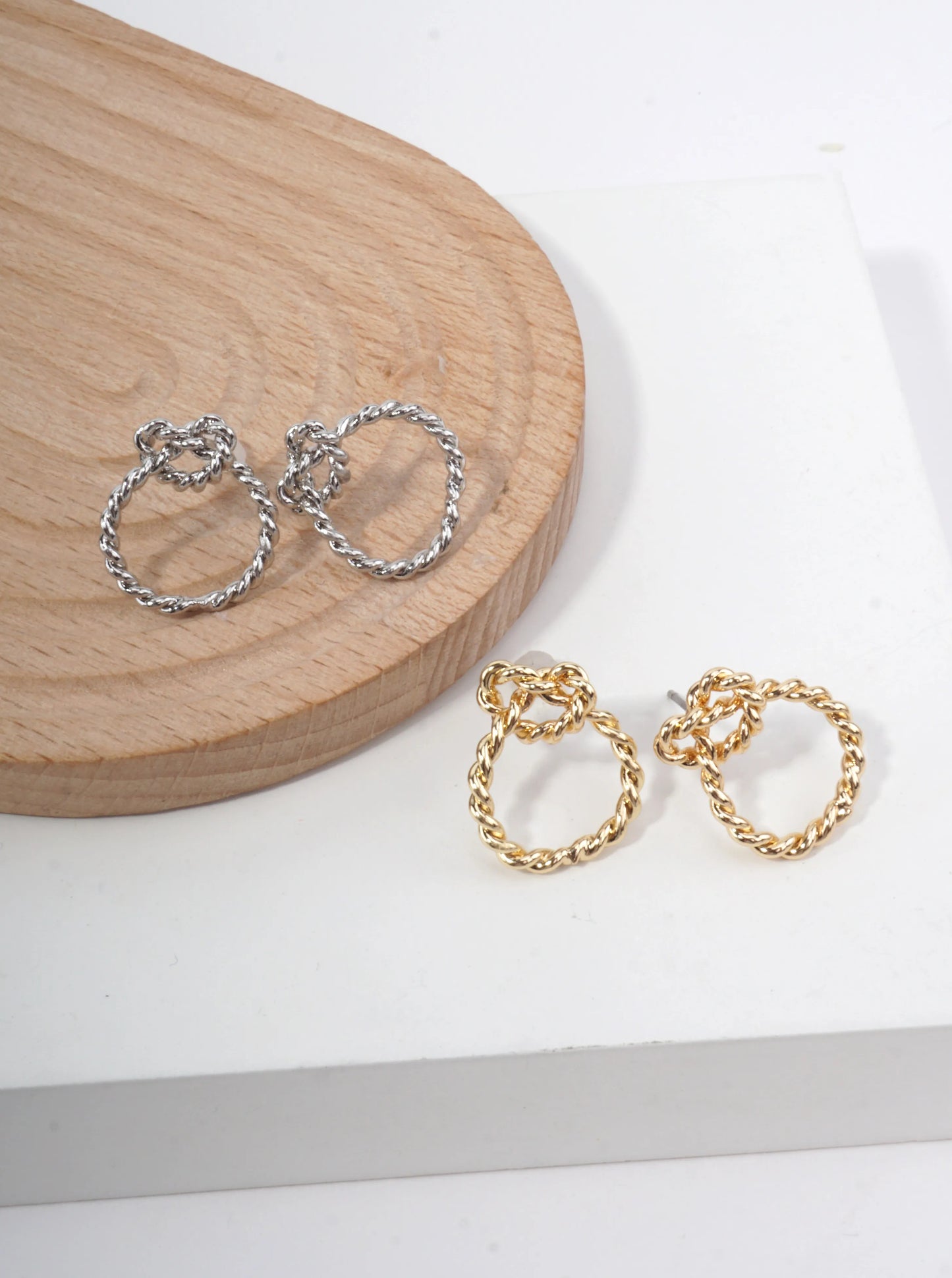Classic Cable Texture Stud Earrings