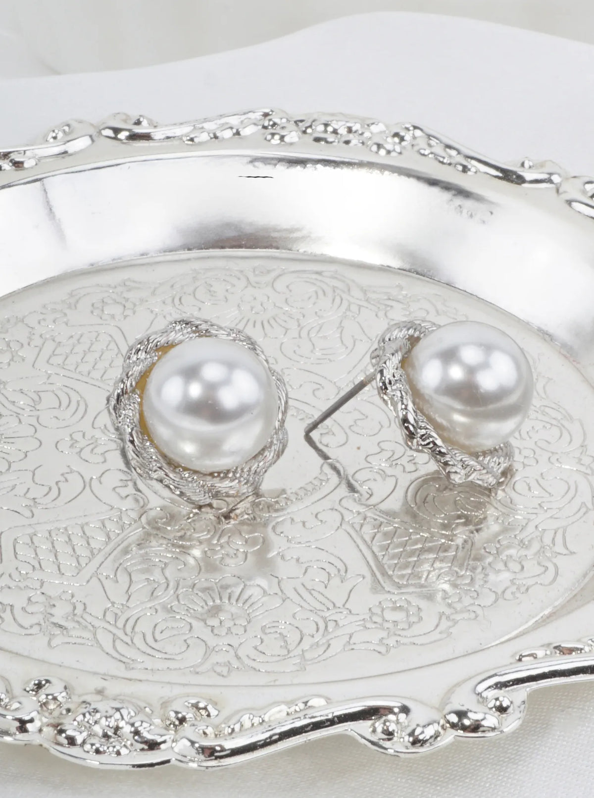 Classic Pearlized Braided Stud Earrings