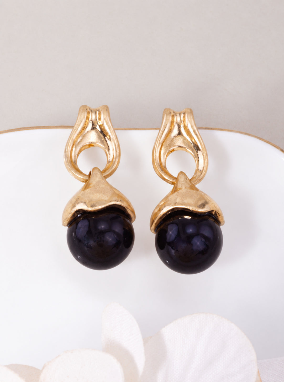 Classic Resin Pearl Dangle Drop Earrings