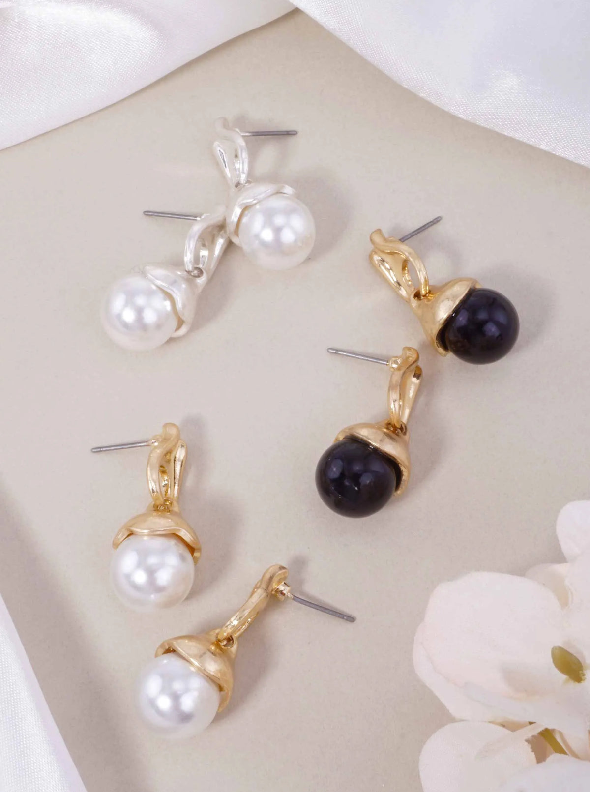 Classic Resin Pearl Dangle Drop Earrings