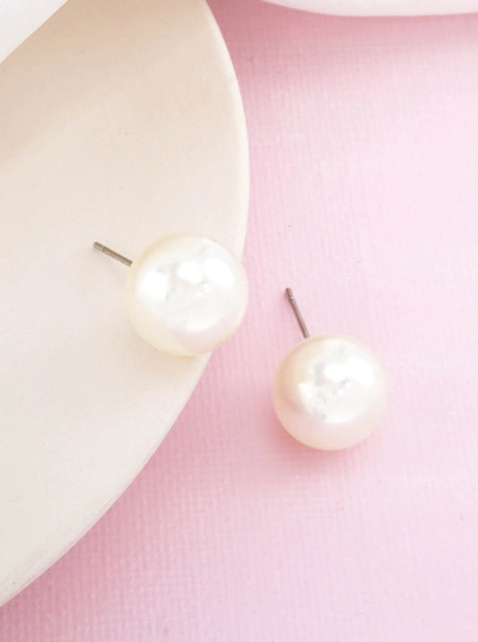 Classic Round Resin Pearl Stud Earrings 12mm
