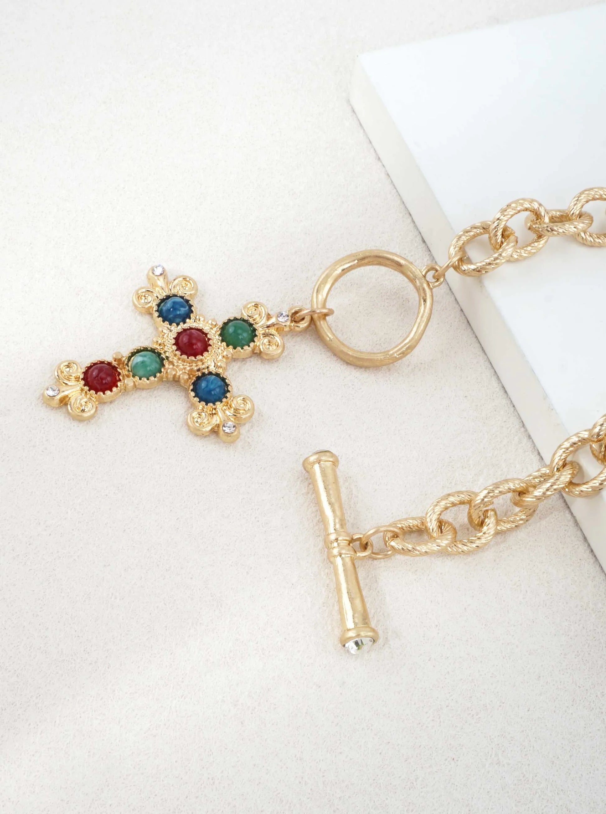 Cross-Charm-Toggle-Chain-Necklace-33-HN5315-WGMT-0-X5J7F508071126K0201.jpg