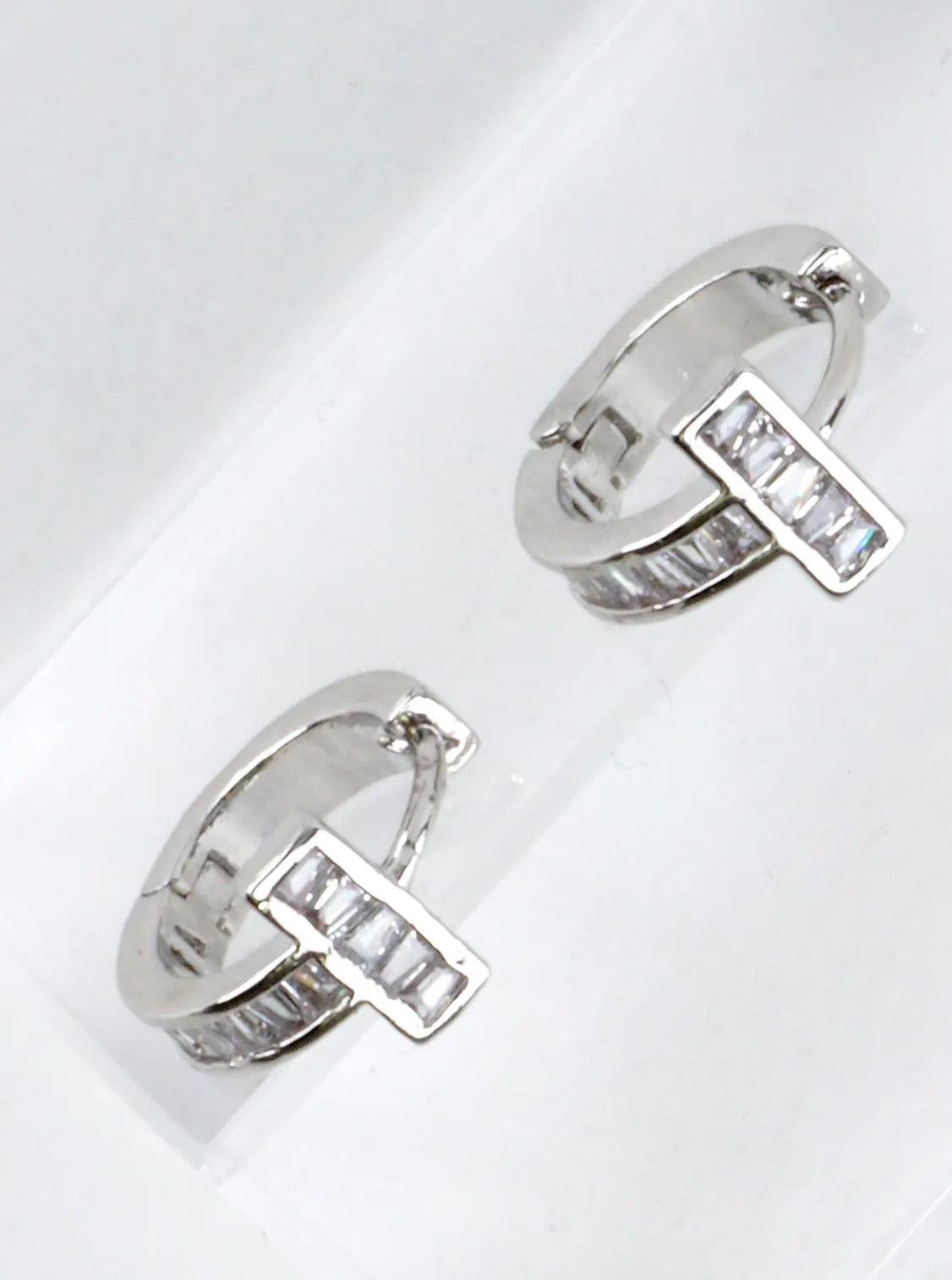Cubic Zirconia Pave Huggie Hoop Earrings - White Gold Clear
