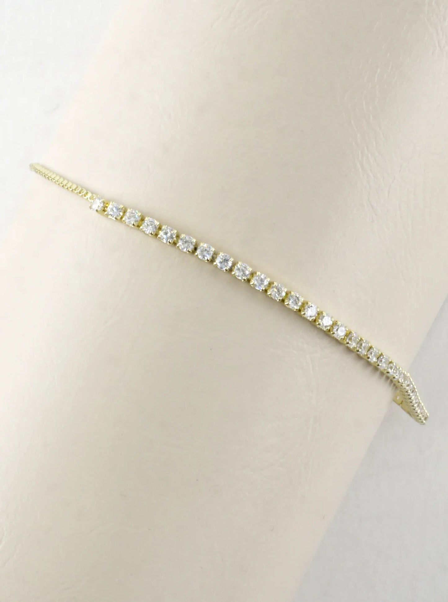Cubic Zirconia Prong Set 2mm Pull Tie Bracelet