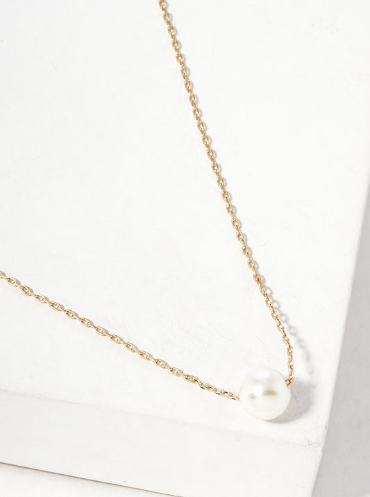 Dainty Pearl Bead Pendant Necklace
