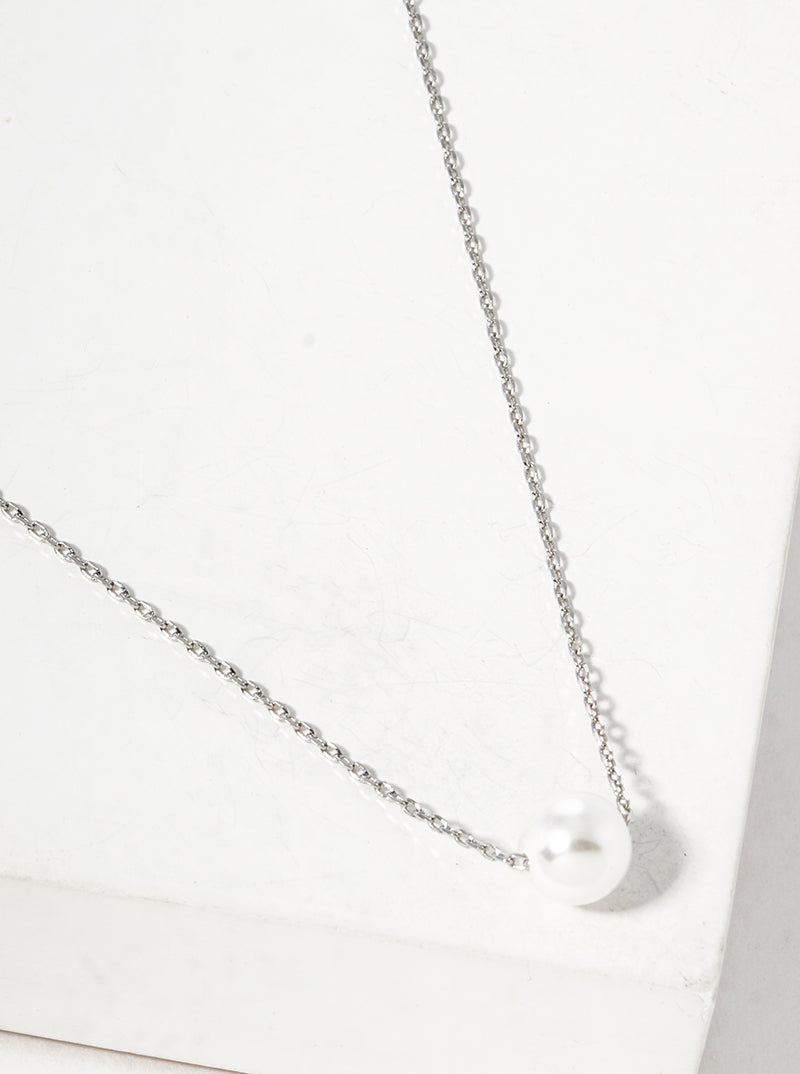 Dainty Pearl Bead Pendant Necklace