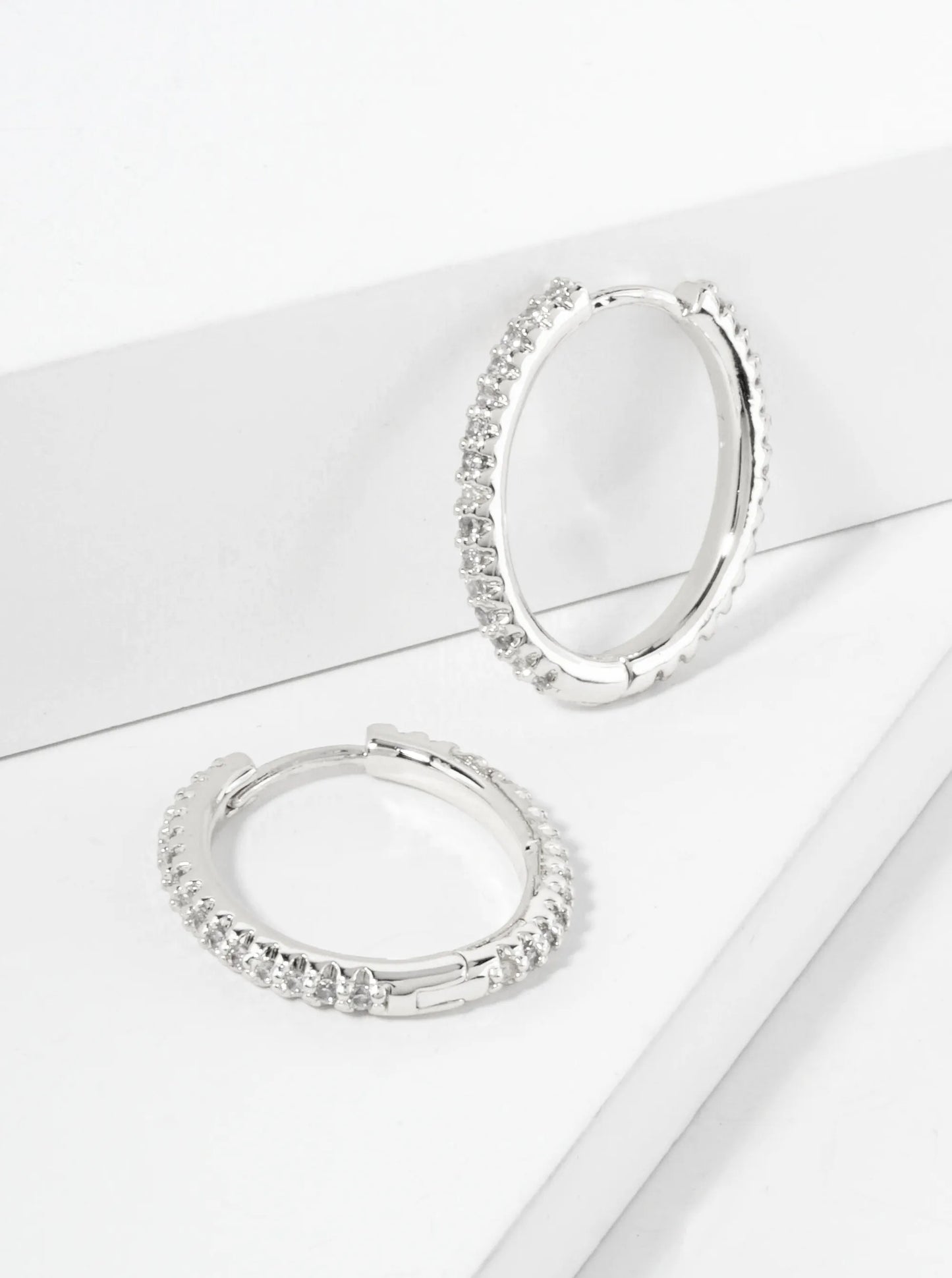 Delicate French-V-Split-Set Cubic-Zirconia Oval Shaped 14K-Gold-Dipped 20mm Brass Hoop Earrings