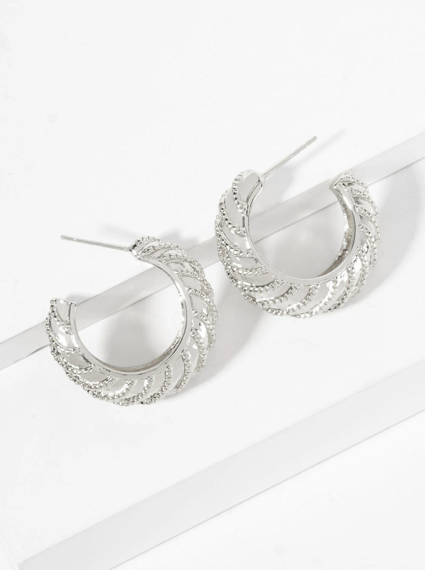 Diagonal Vortex-Textured 25mm 18K-Gold-Dipped Open Hoop Earrings