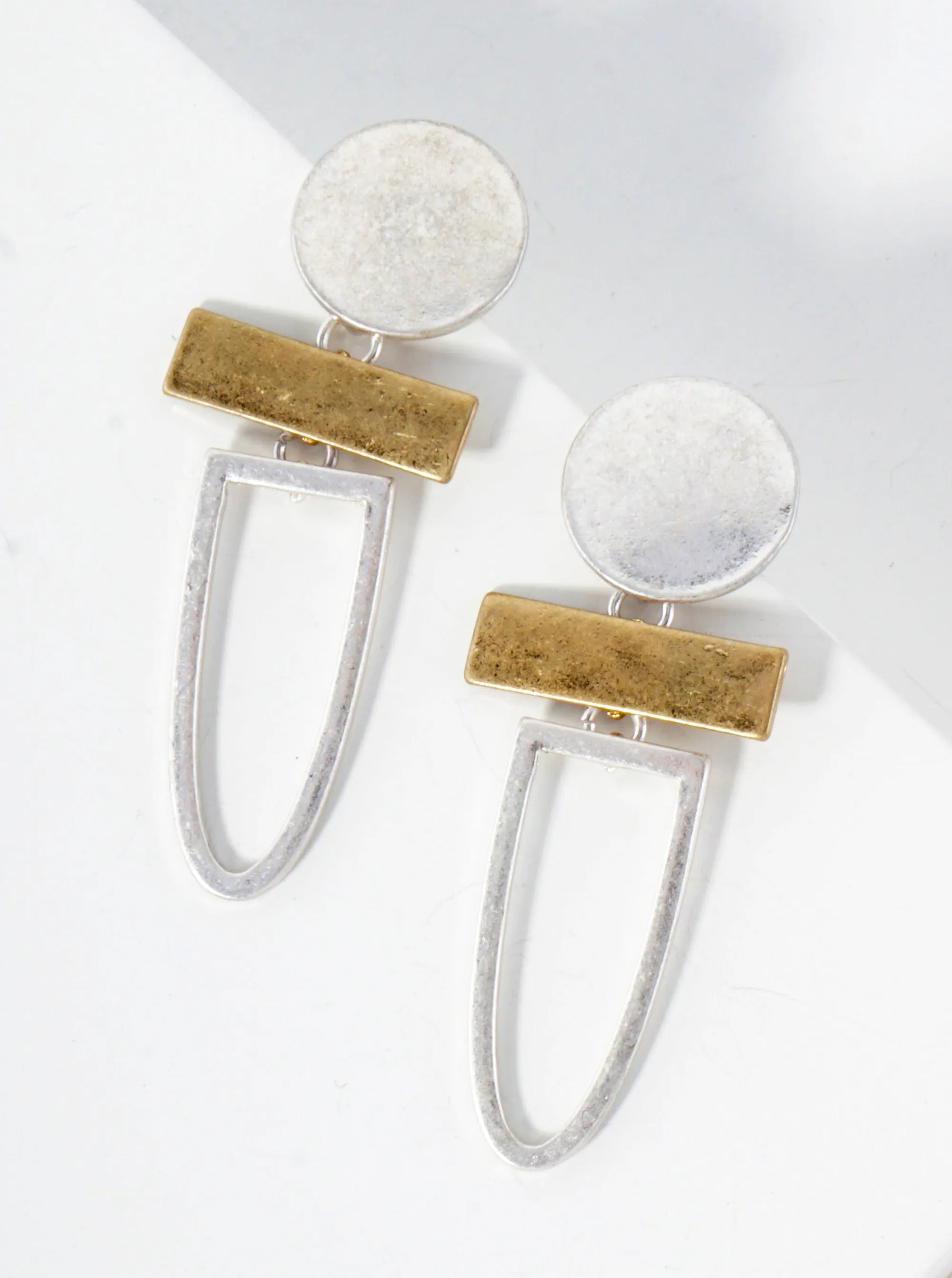 Dual-Tone-Geometric-Metal-Dangle-Earrings-33-HE1740-WSWG-0-KQ9T0C29050125K1049.jpg