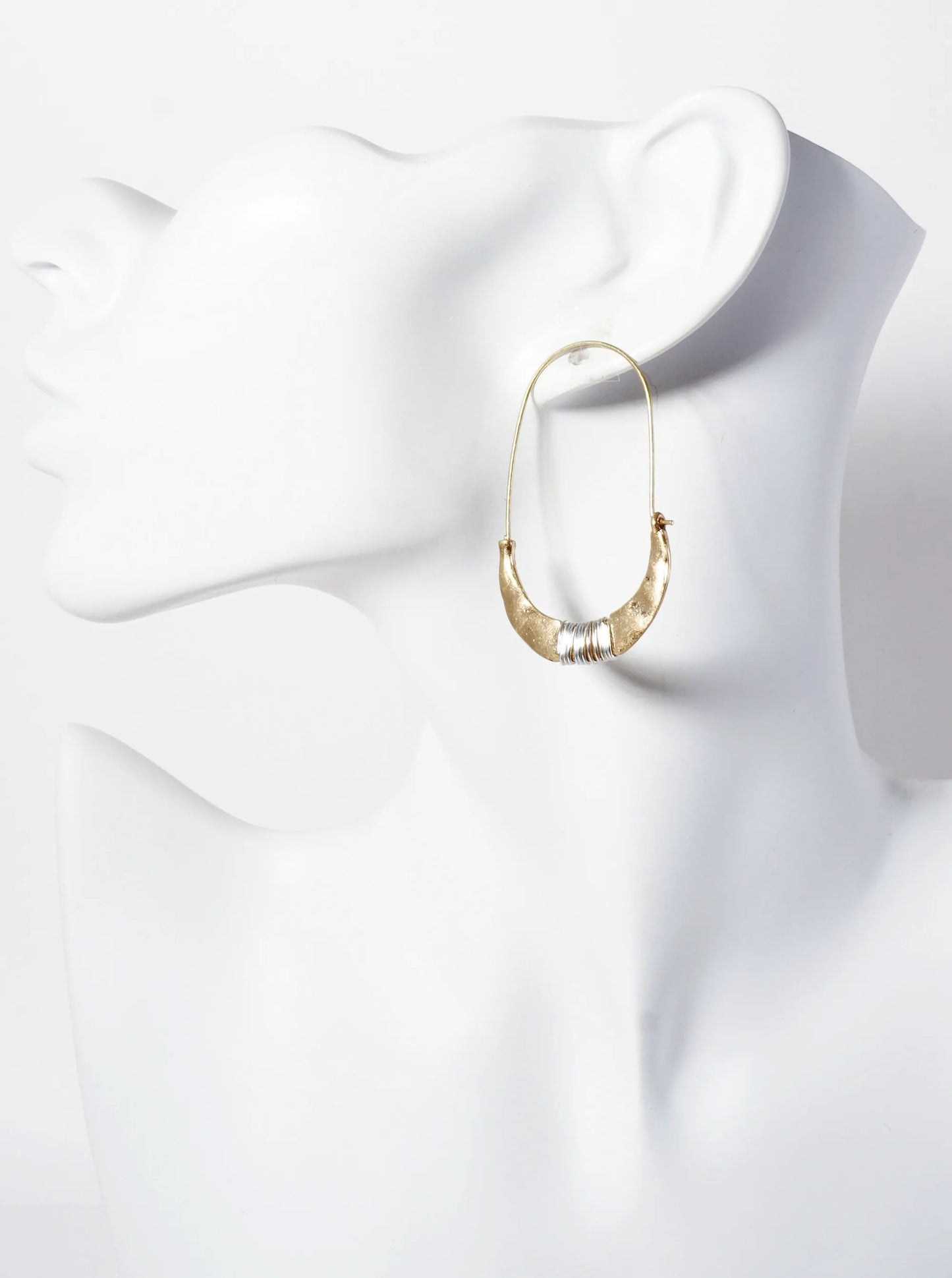 Dual-Tone Hammered-Texture Wire-Wrapped Oval-Shaped Hoop Earrings