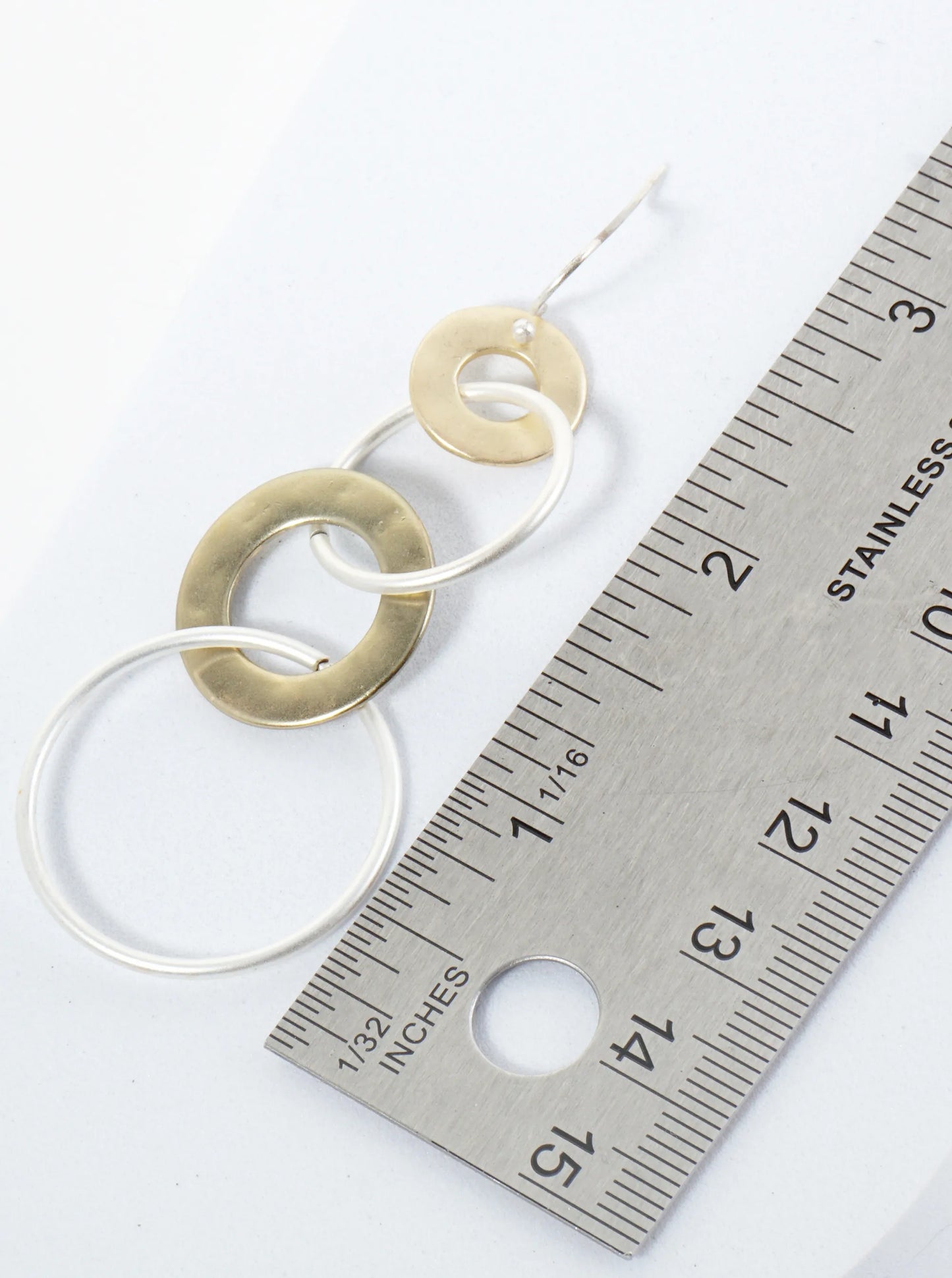 Dual-Tone Linked Multi Circle Dangle Earrings