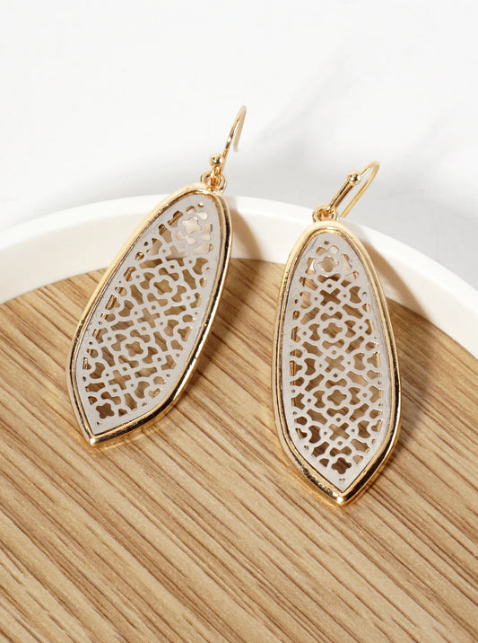 Dual-Tone Quatrefoil-Pattern Filigree Dangle Earrings