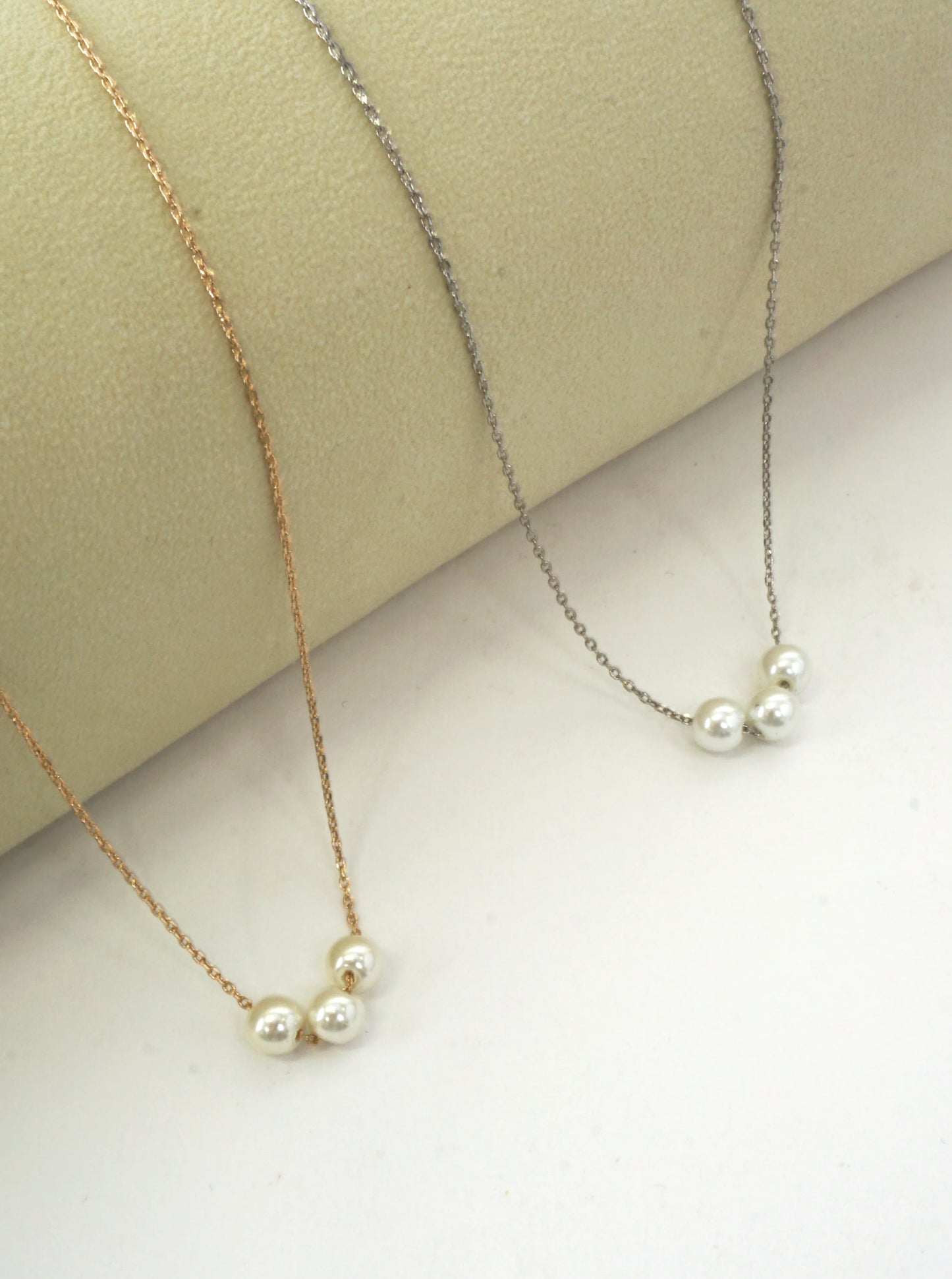 Elegant Pearl Trio Pendant Necklace