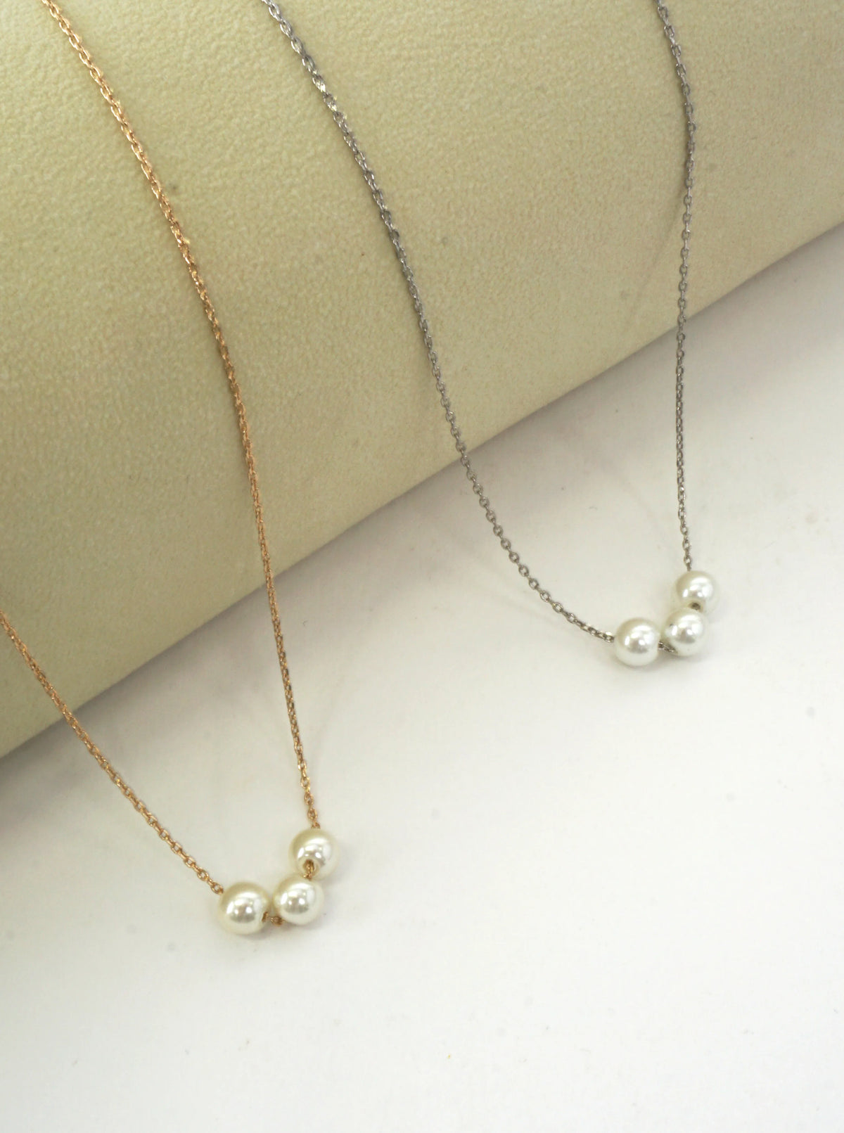 Elegant Pearl Trio Pendant Necklace