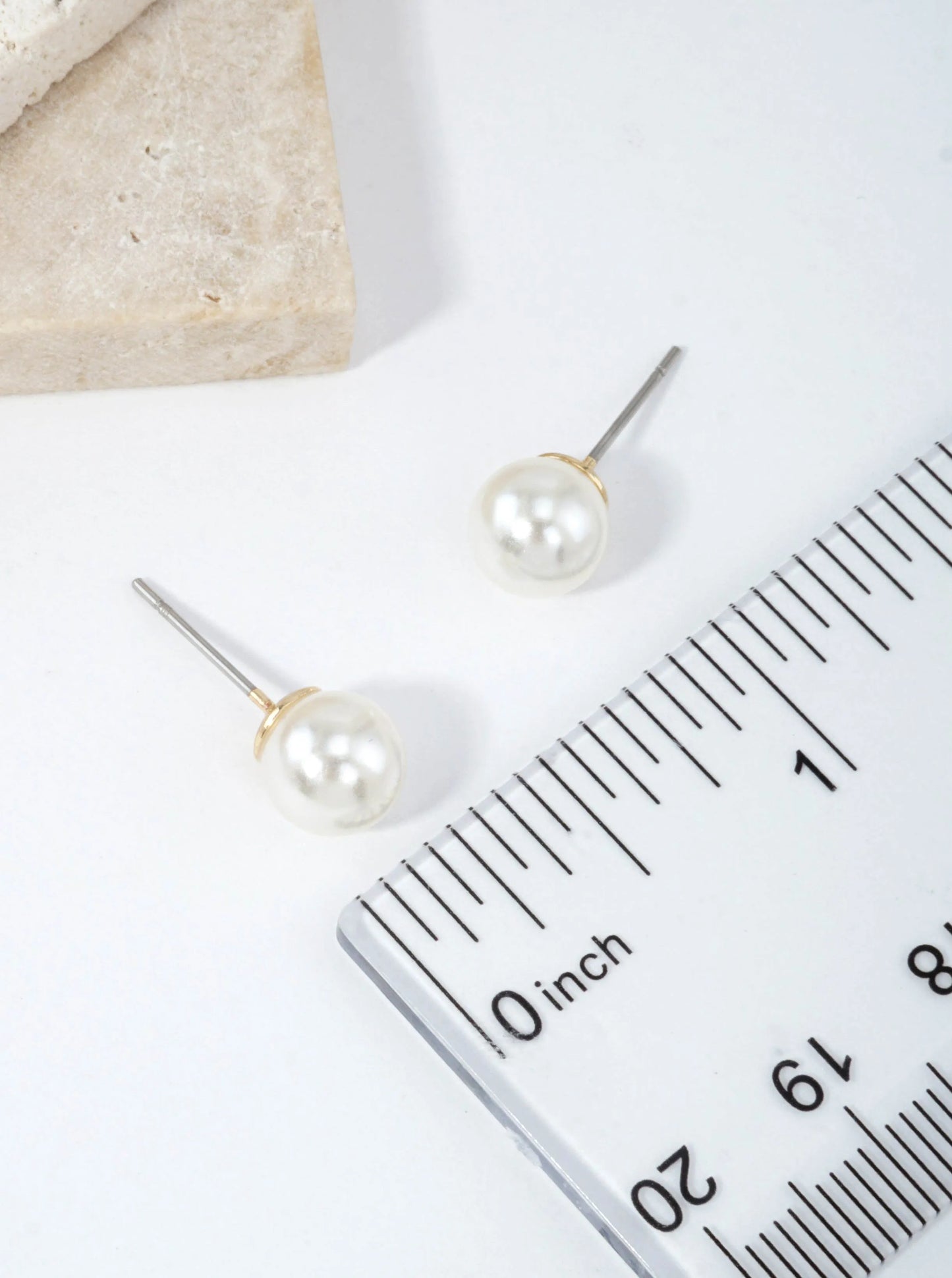 Elegant Resin Pearl Ball Beaded Stud Earrings 8mm