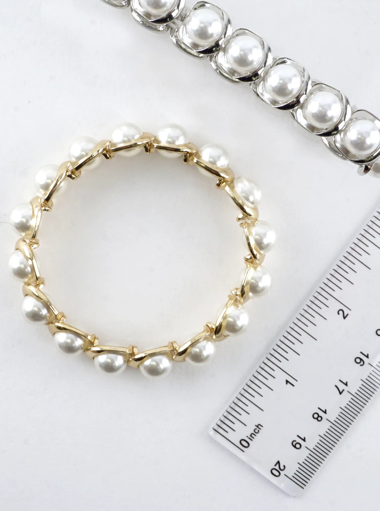 Embedded Pearls Stretch Bracelet