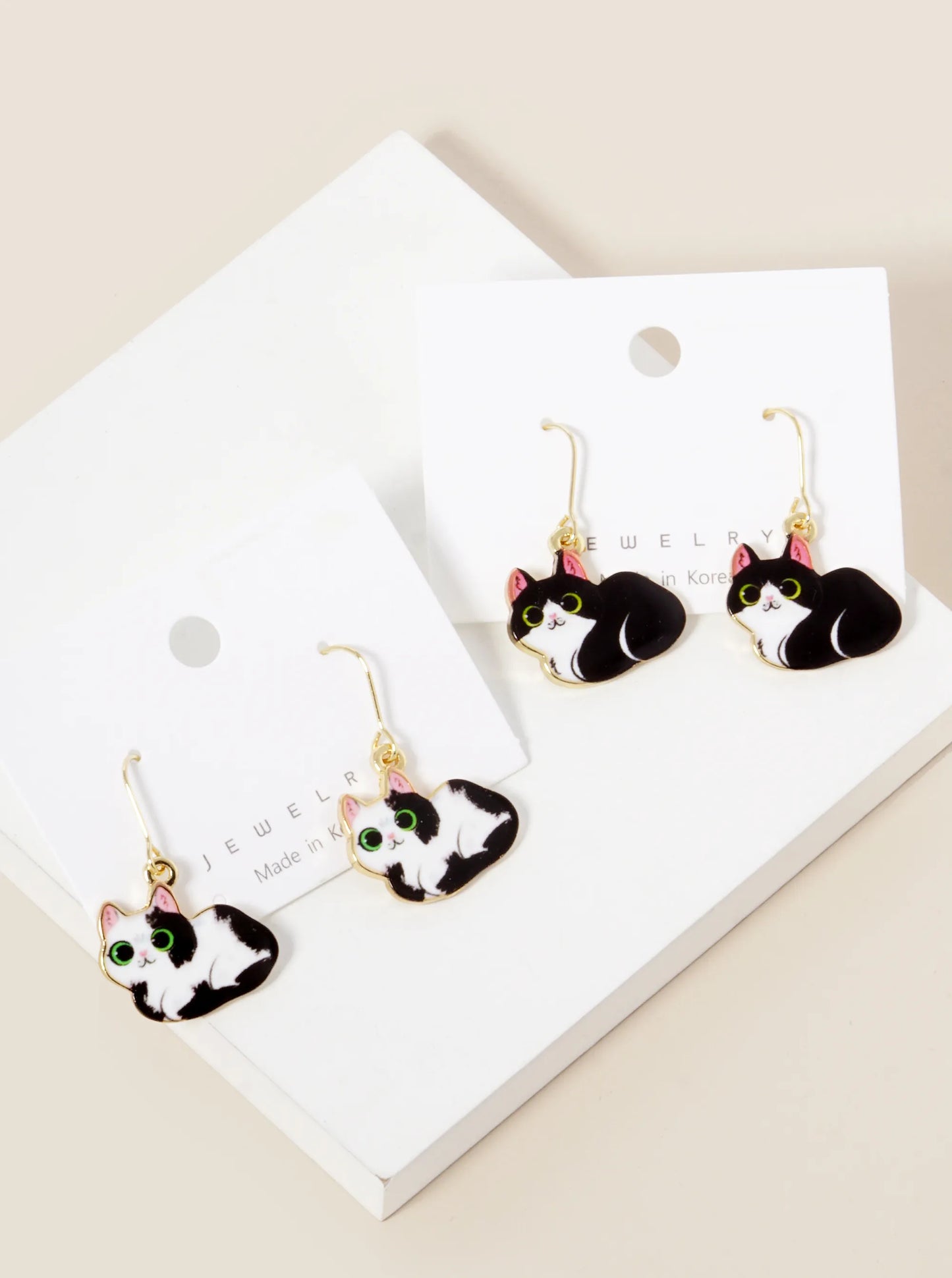 Epoxy Cat Loafing Dangle Drop Earrings