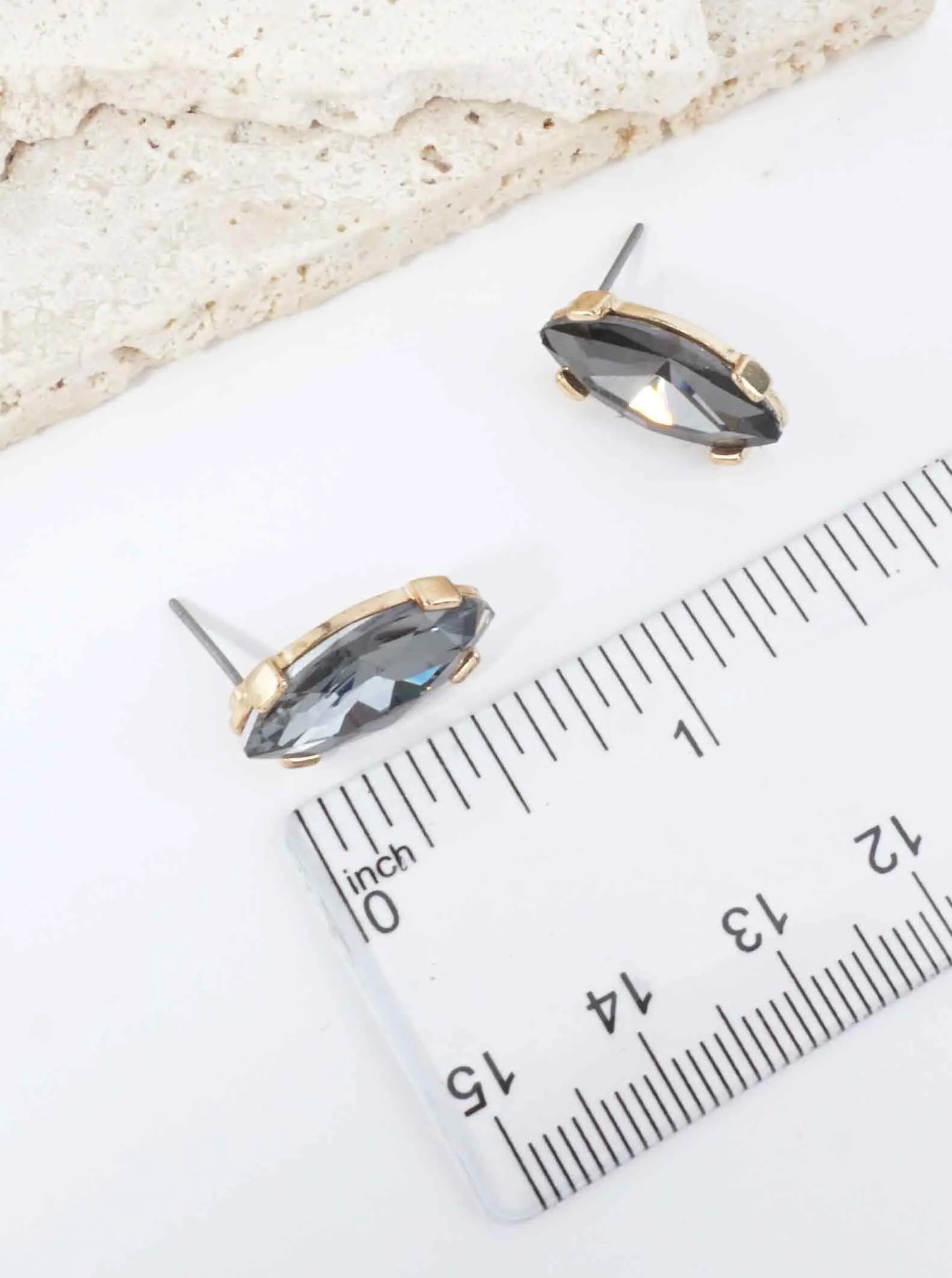 Faceted-Marquise-Glass-Stud-Earrings-61-E8086-BKD-1-AP82PY02071626K0318.jpg