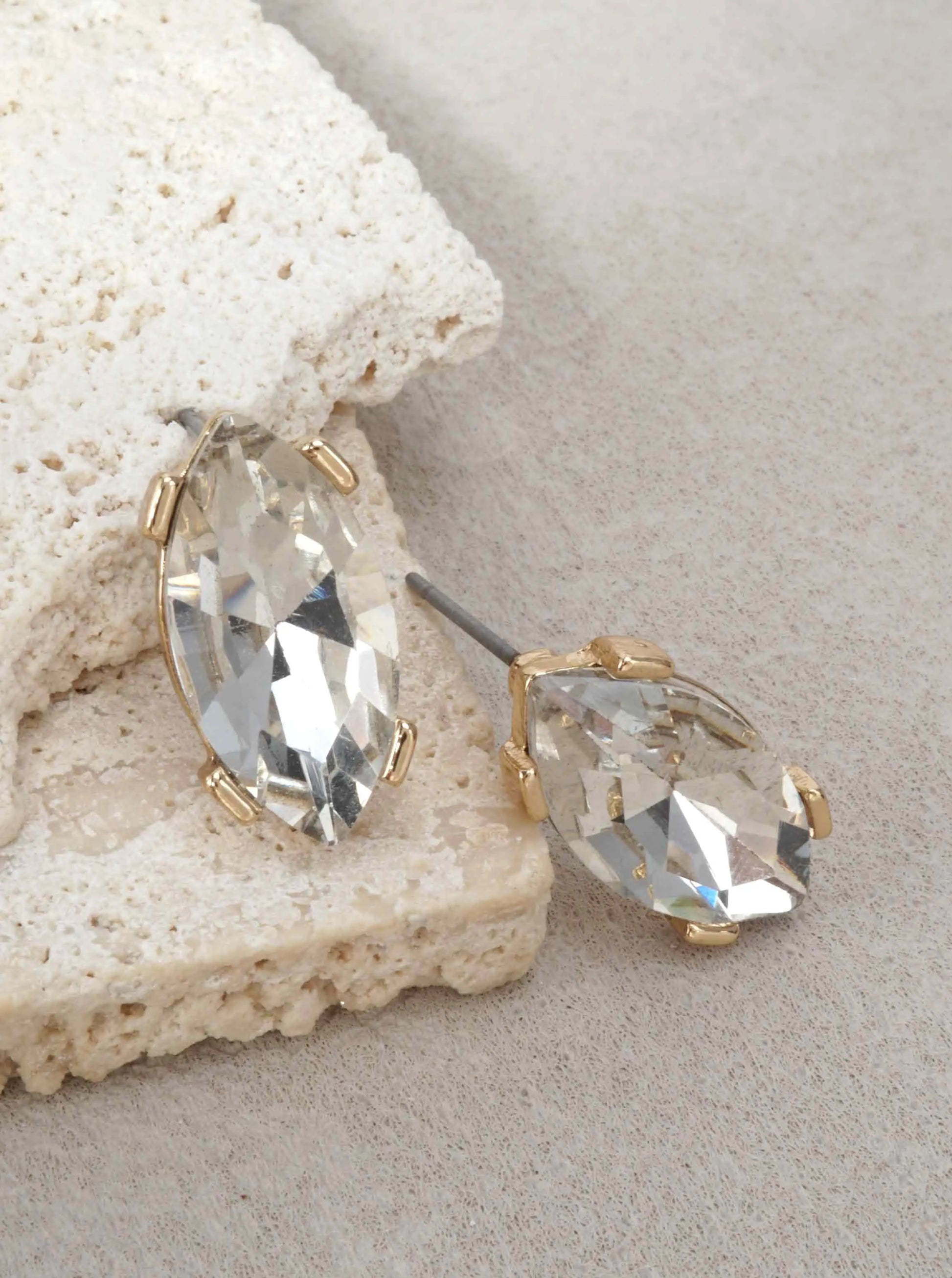 Faceted-Marquise-Glass-Stud-Earrings-61-E8086-GCR-0-JQUC4Q02071626K0318.jpg