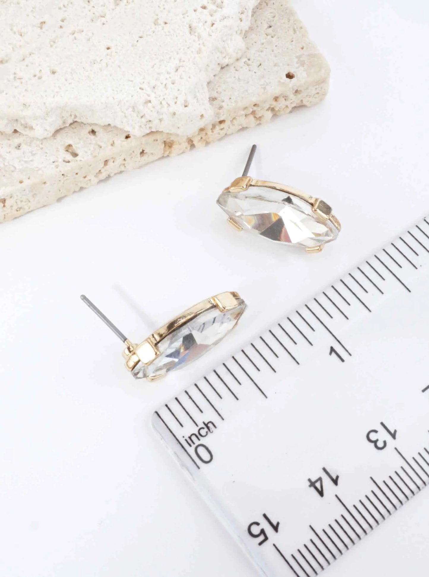 Faceted-Marquise-Glass-Stud-Earrings-61-E8086-GCR-1-VBXHPV02071626K0318.jpg