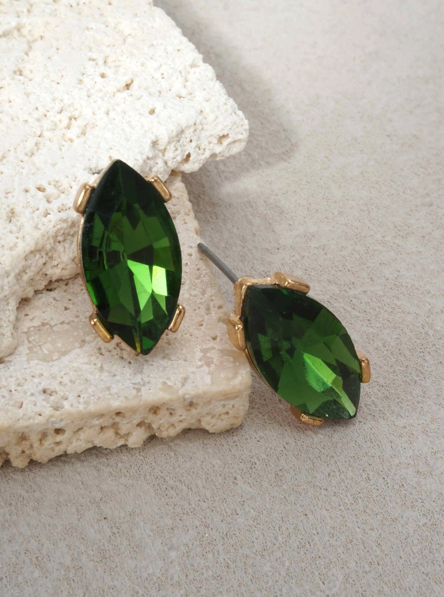 Faceted-Marquise-Glass-Stud-Earrings-61-E8086-OL-0-0H1R1P02071626K0318.jpg
