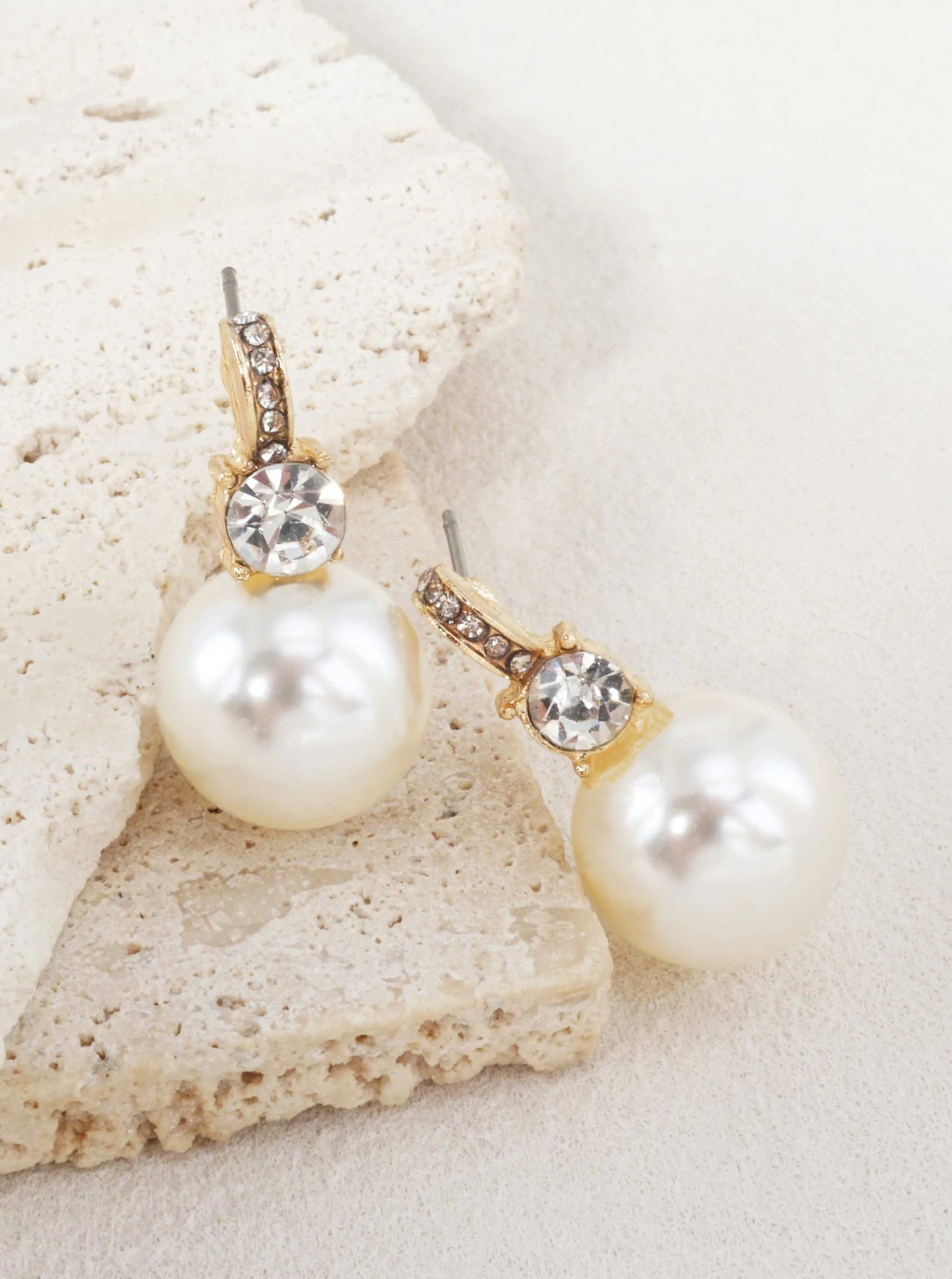 Faceted-Rhinestone-Resin-Pearl-Drop-Earrings-61-E2796-GWH-0-X6ETCJ01070026K0216.jpg