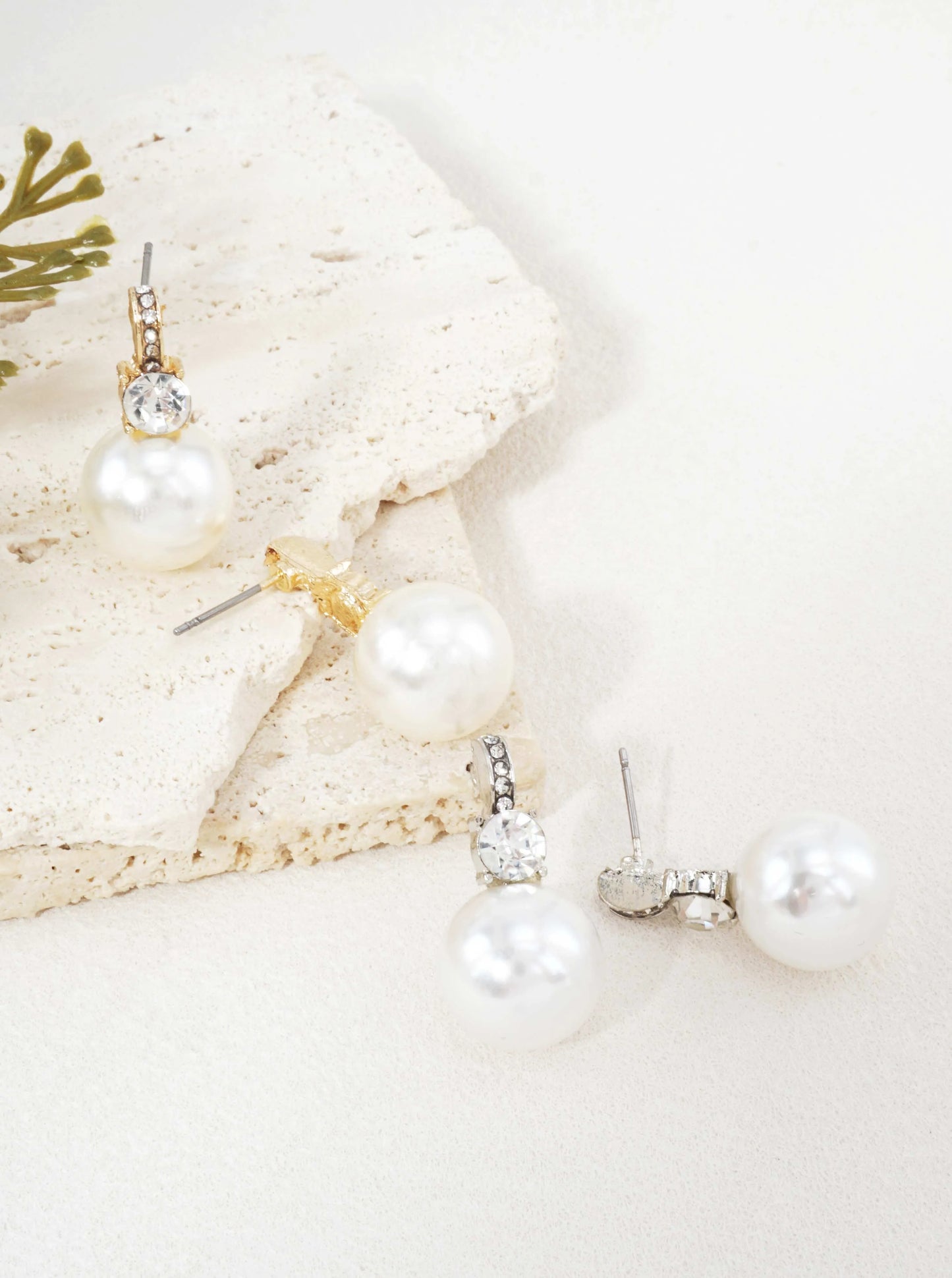 Faceted Rhinestone Resin Pearl Drop Earrings