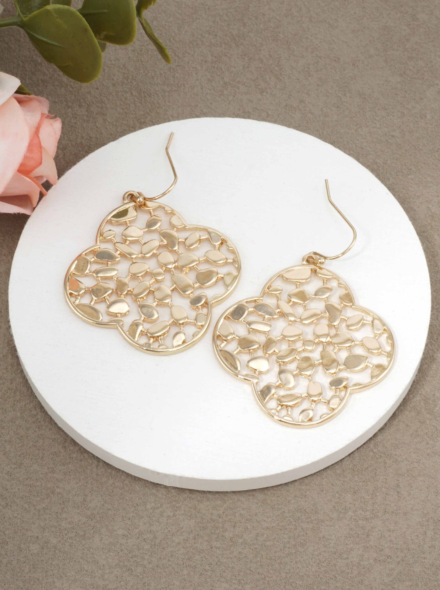Filigree Quatrefoil Dangle Drop Earrings