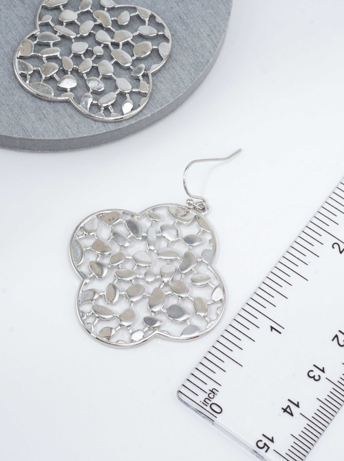 Filigree Quatrefoil Dangle Drop Earrings