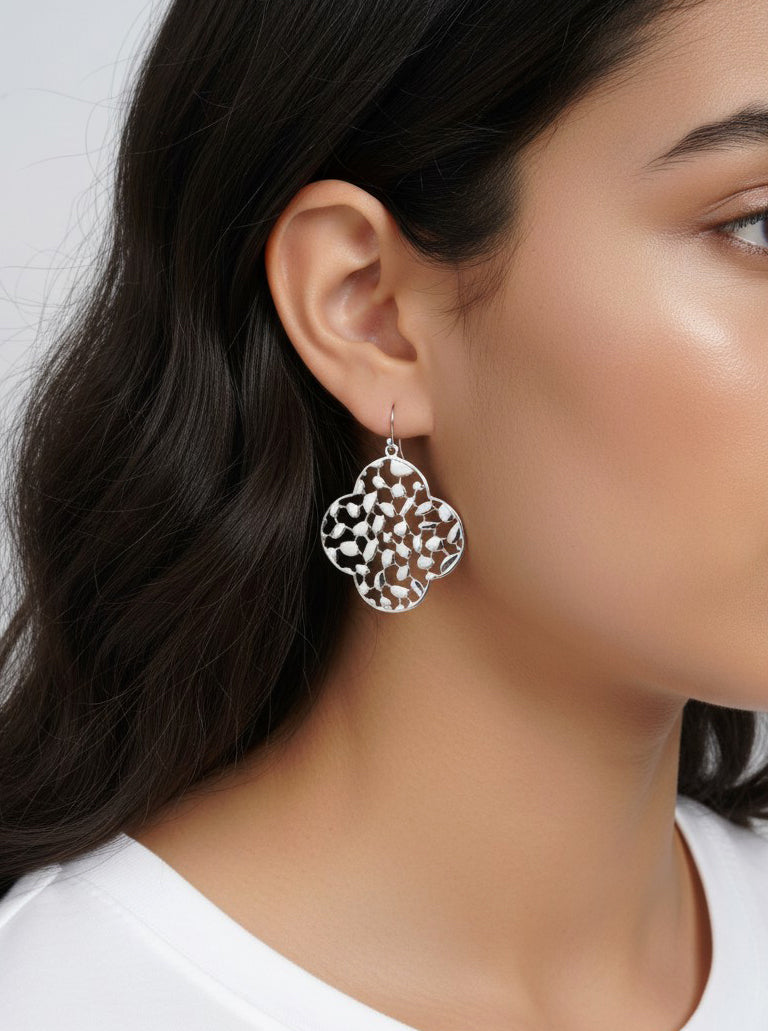 Filigree Quatrefoil Dangle Drop Earrings