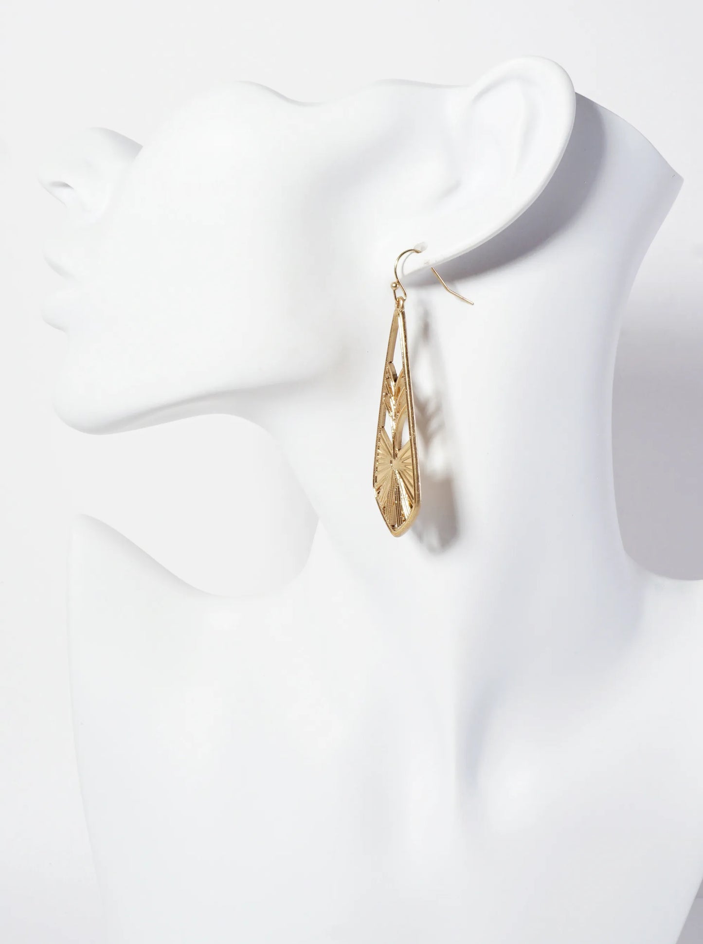 Filigree Textured Pointed Teardrop Earrings