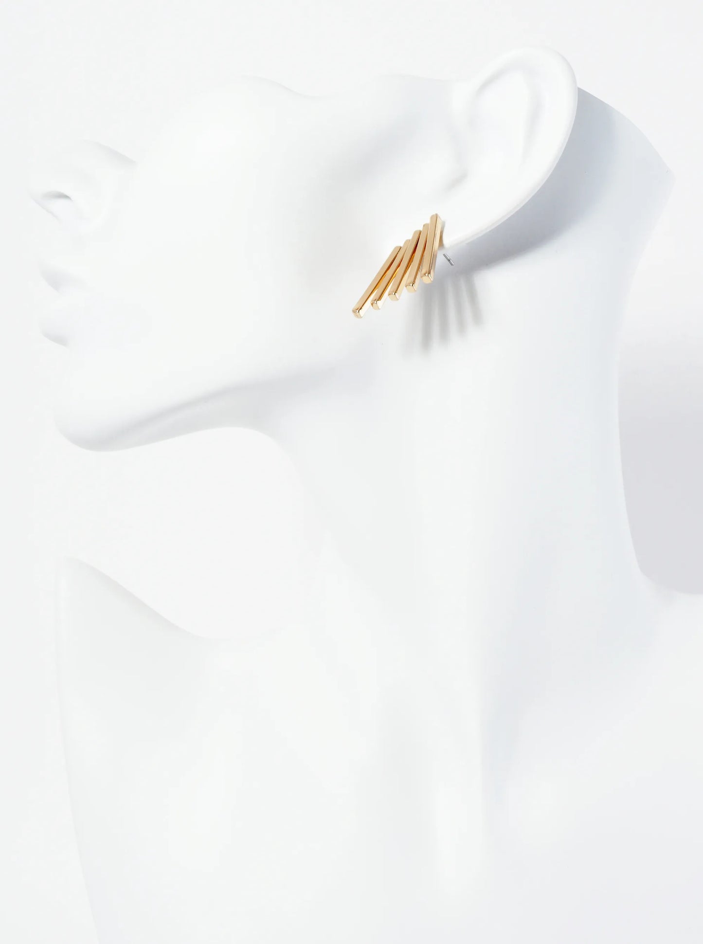 Five Rods Flowing In A Connected Design Post Earrings